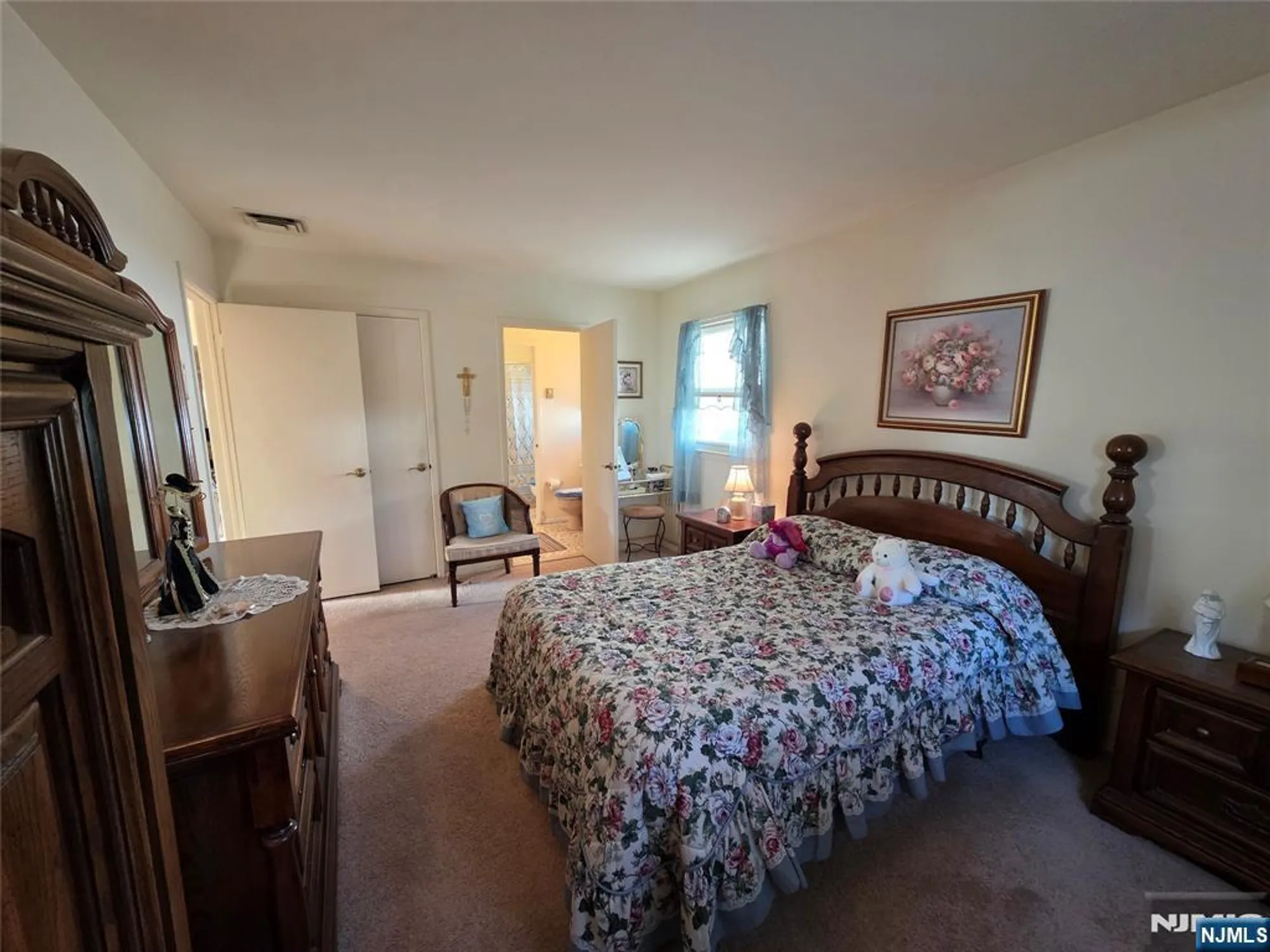 Property Slideshow image 16 of 28 | 8 barker st, Brick, NJ, 08724