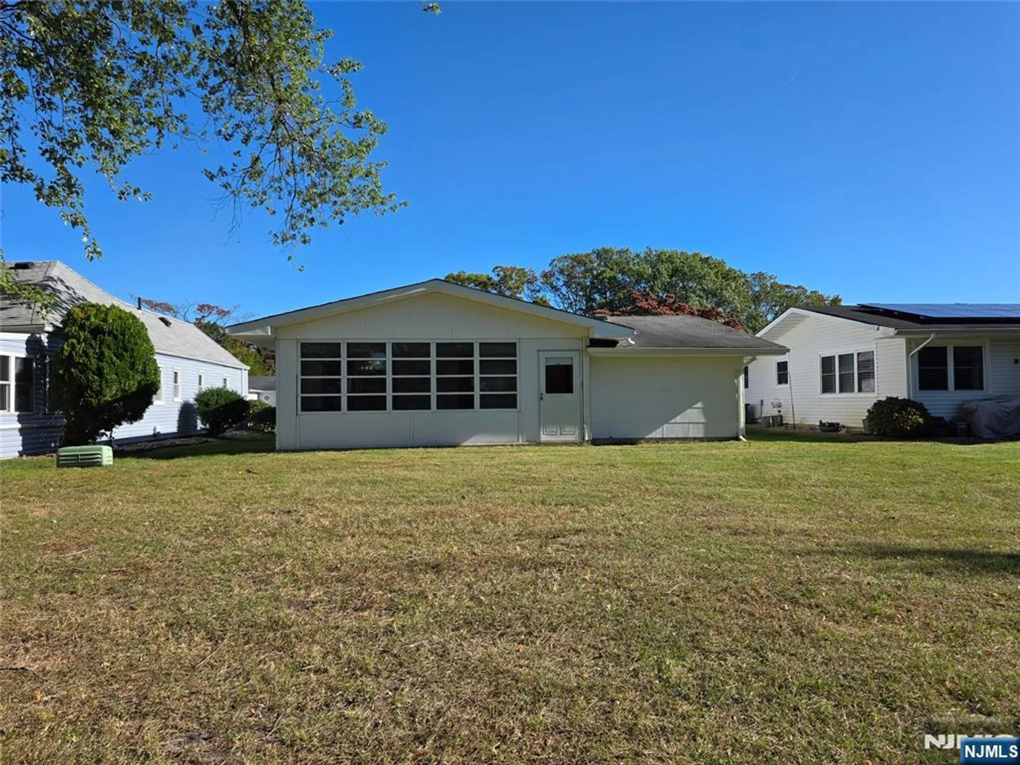 Property Slideshow image 24 of 28 | 8 barker st, Brick, NJ, 08724