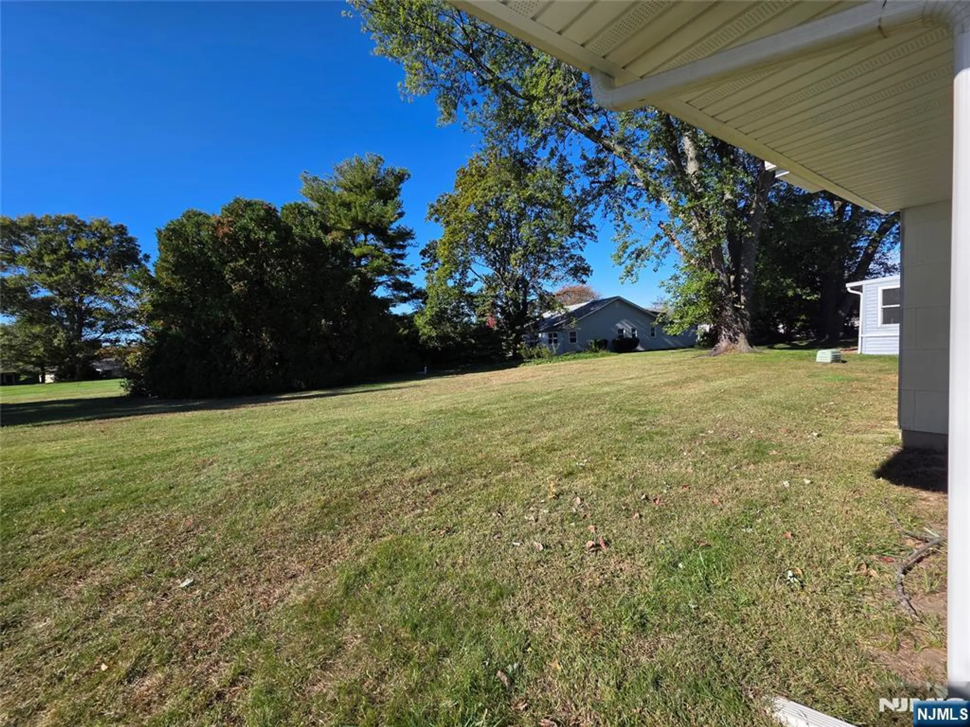 Property Slideshow image 26 of 28 | 8 barker st, Brick, NJ, 08724