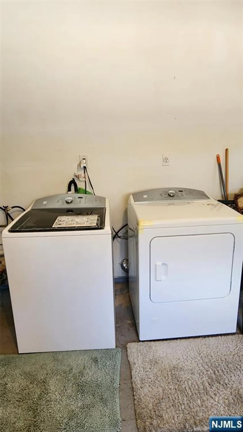 Property Slideshow image 24 of 26 | 151 guadeloupe dr, Toms River, NJ, 08757