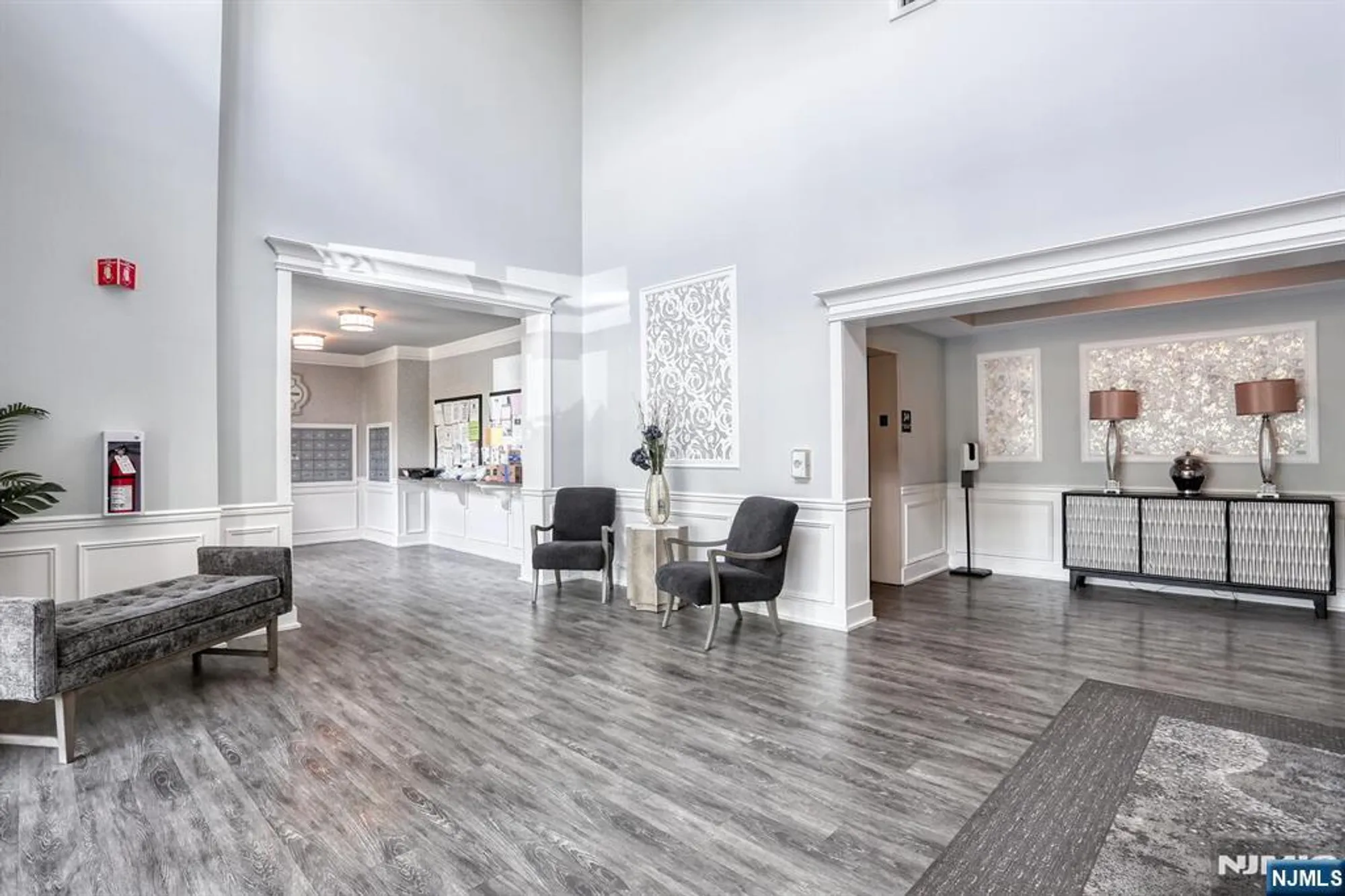 Property Slideshow image 4 of 45 | 10203 warrens way w/deeded garage, Wanaque, NJ, 07465