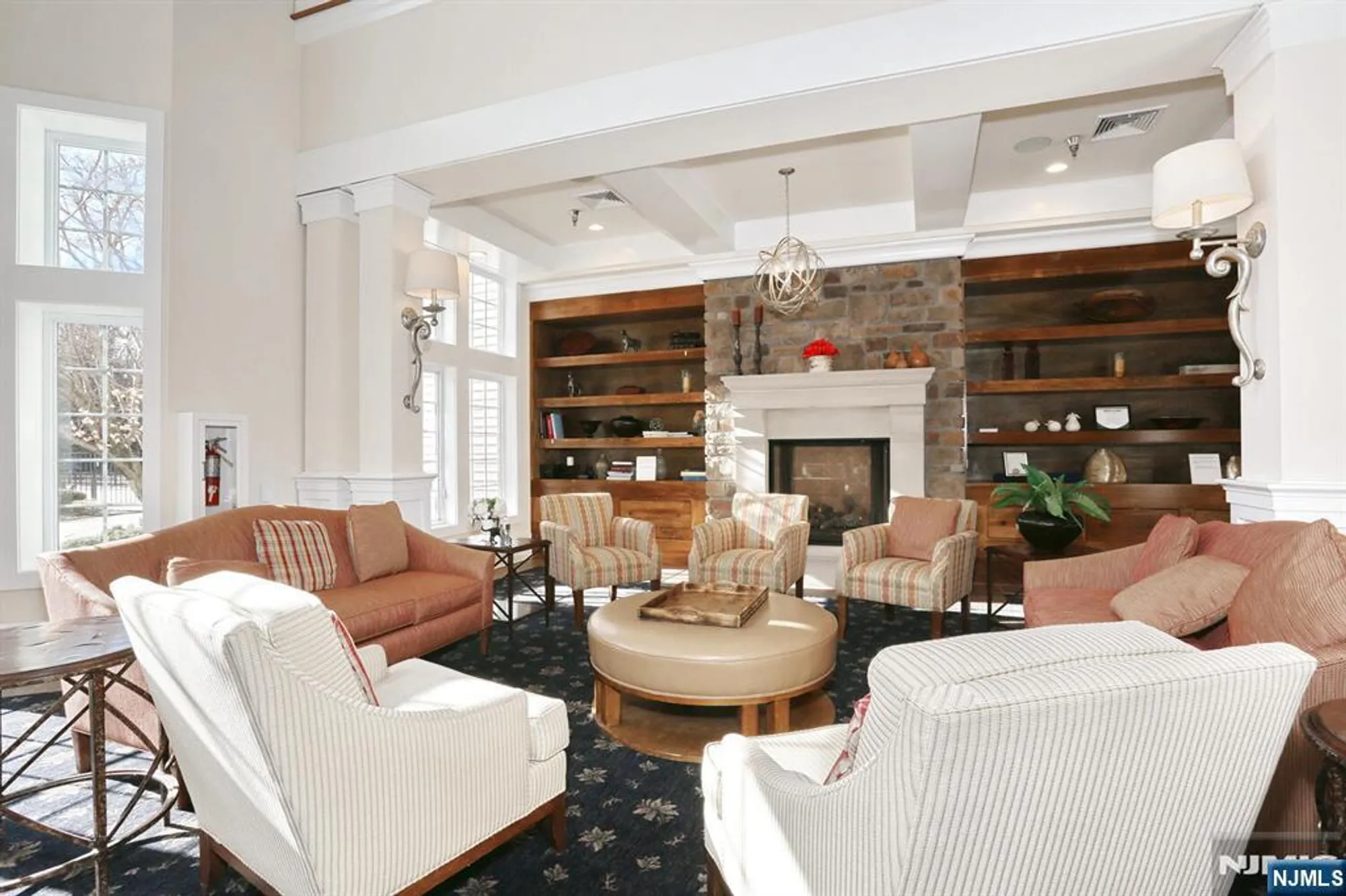 Property Slideshow image 31 of 45 | 10203 warrens way w/deeded garage, Wanaque, NJ, 07465