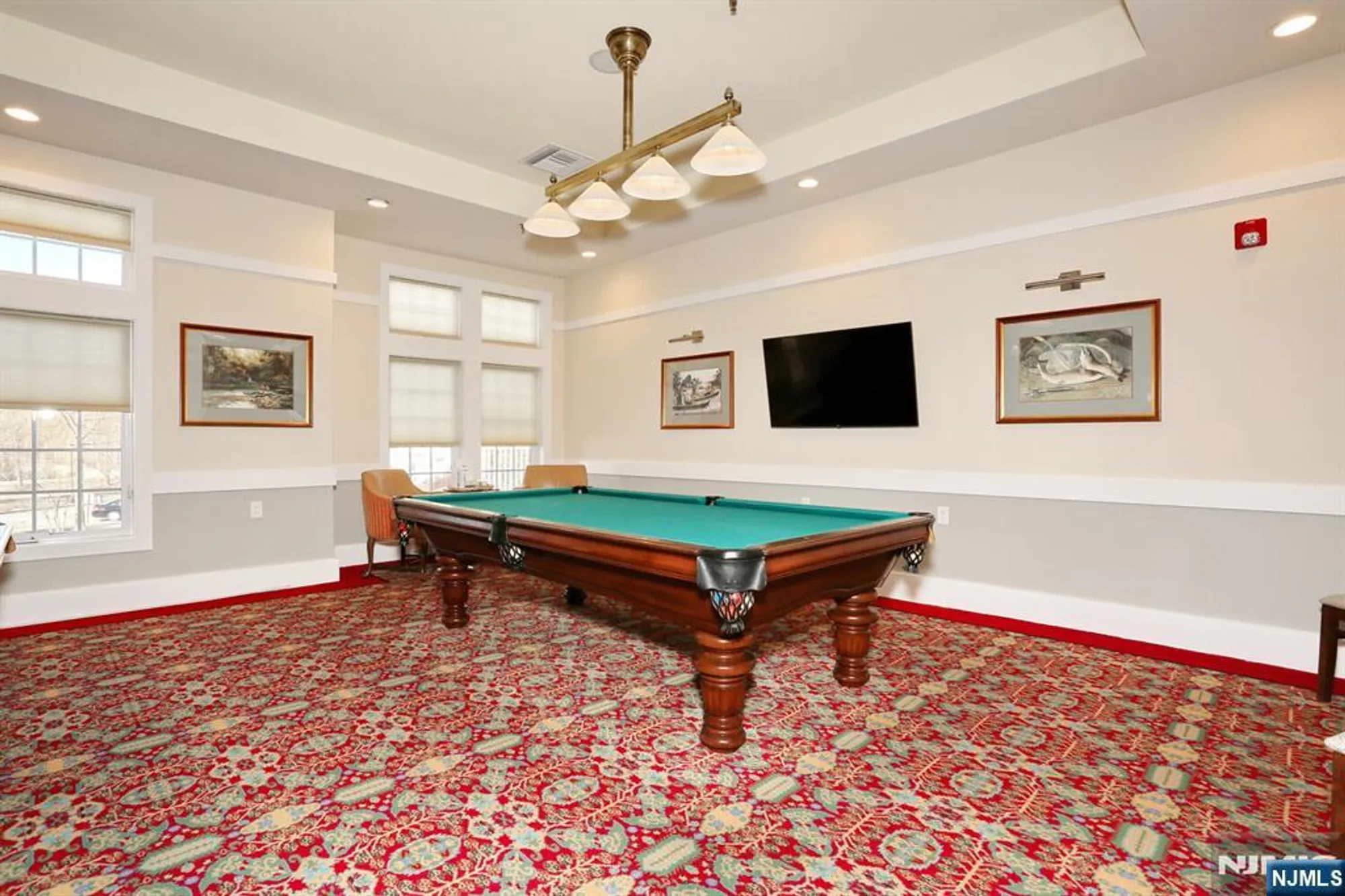 Property Slideshow image 36 of 45 | 10203 warrens way w/deeded garage, Wanaque, NJ, 07465