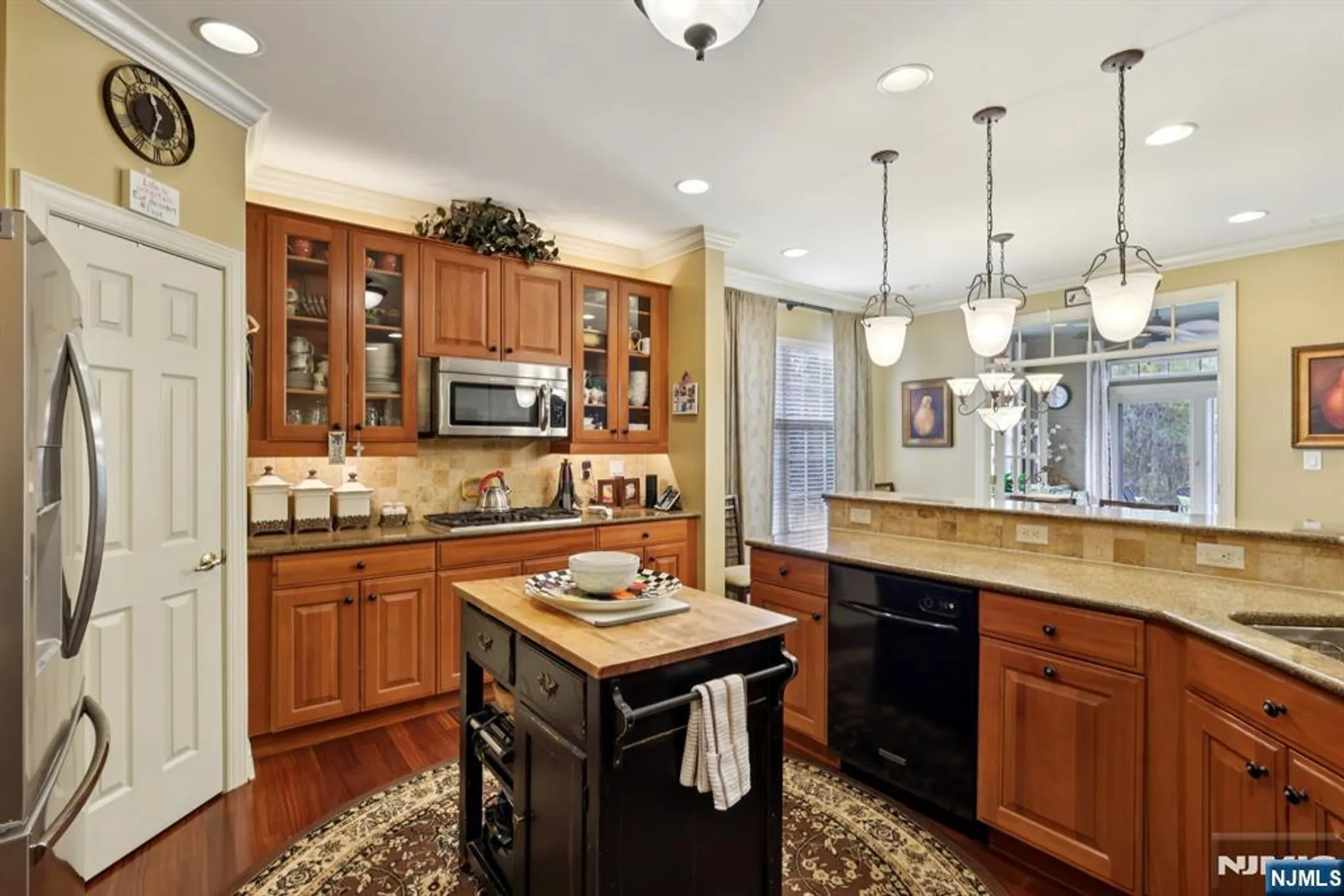 Property Slideshow image 16 of 50 | 33 sedona blvd, Hamilton, NJ, 08691