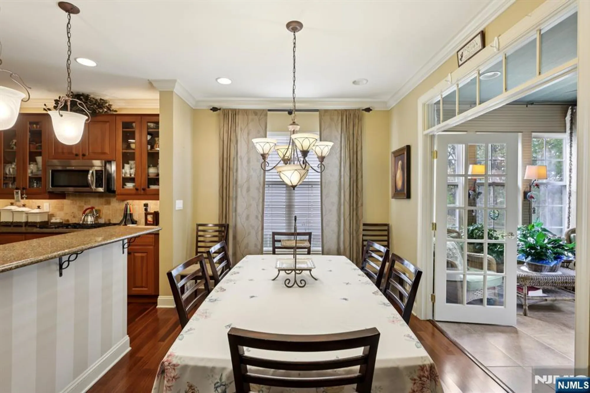 Property Slideshow image 18 of 50 | 33 sedona blvd, Hamilton, NJ, 08691