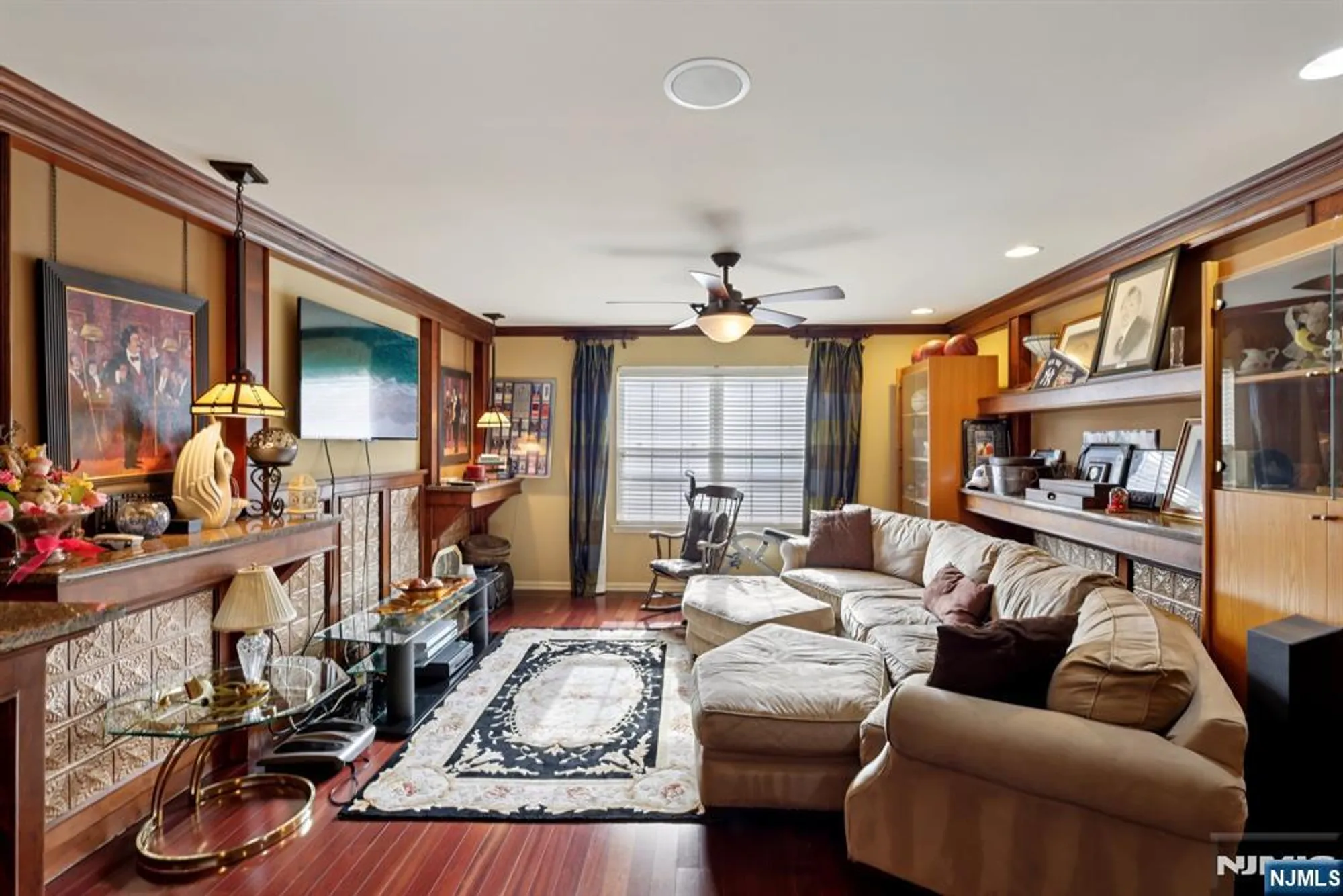 Property Slideshow image 34 of 50 | 33 sedona blvd, Hamilton, NJ, 08691