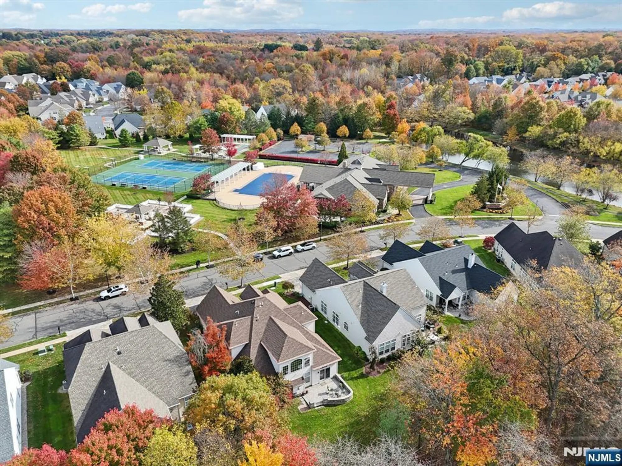 Property Slideshow image 48 of 50 | 33 sedona blvd, Hamilton, NJ, 08691