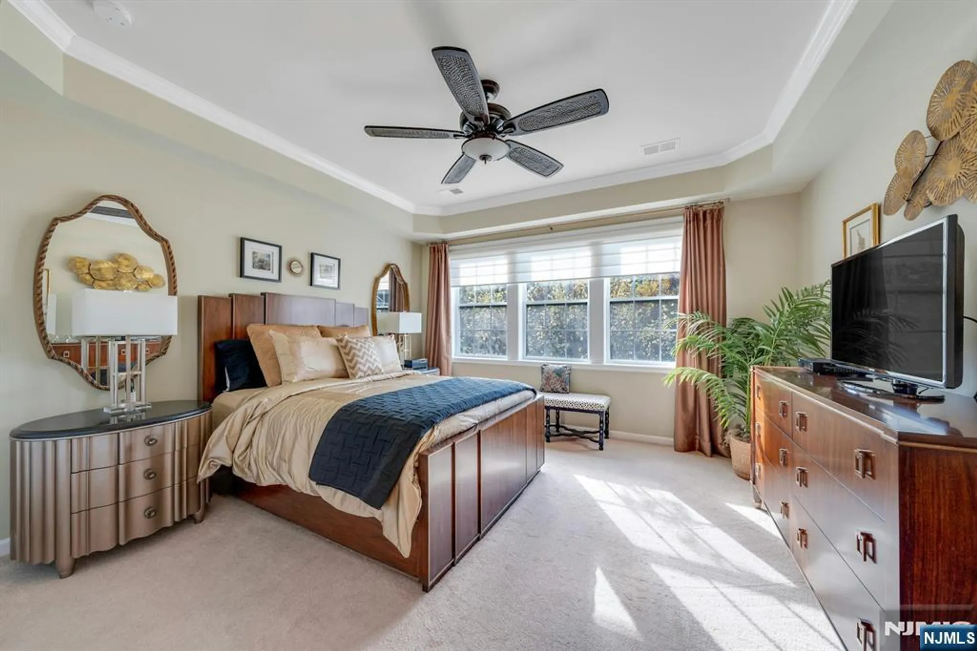 Property Slideshow image 24 of 40 | 1319 warrens way, Wanaque, NJ, 07465