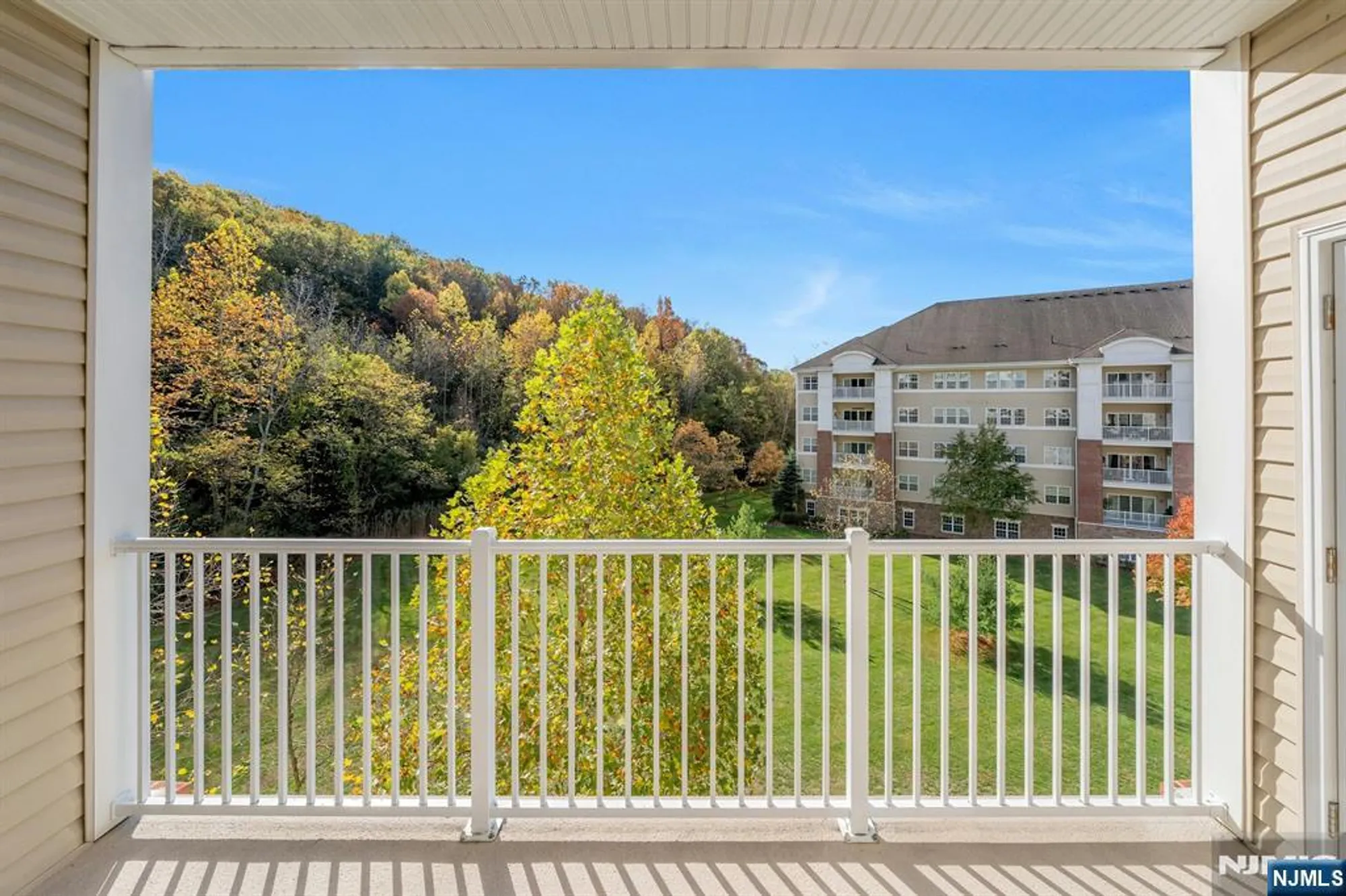Property Slideshow image 30 of 40 | 1319 warrens way, Wanaque, NJ, 07465