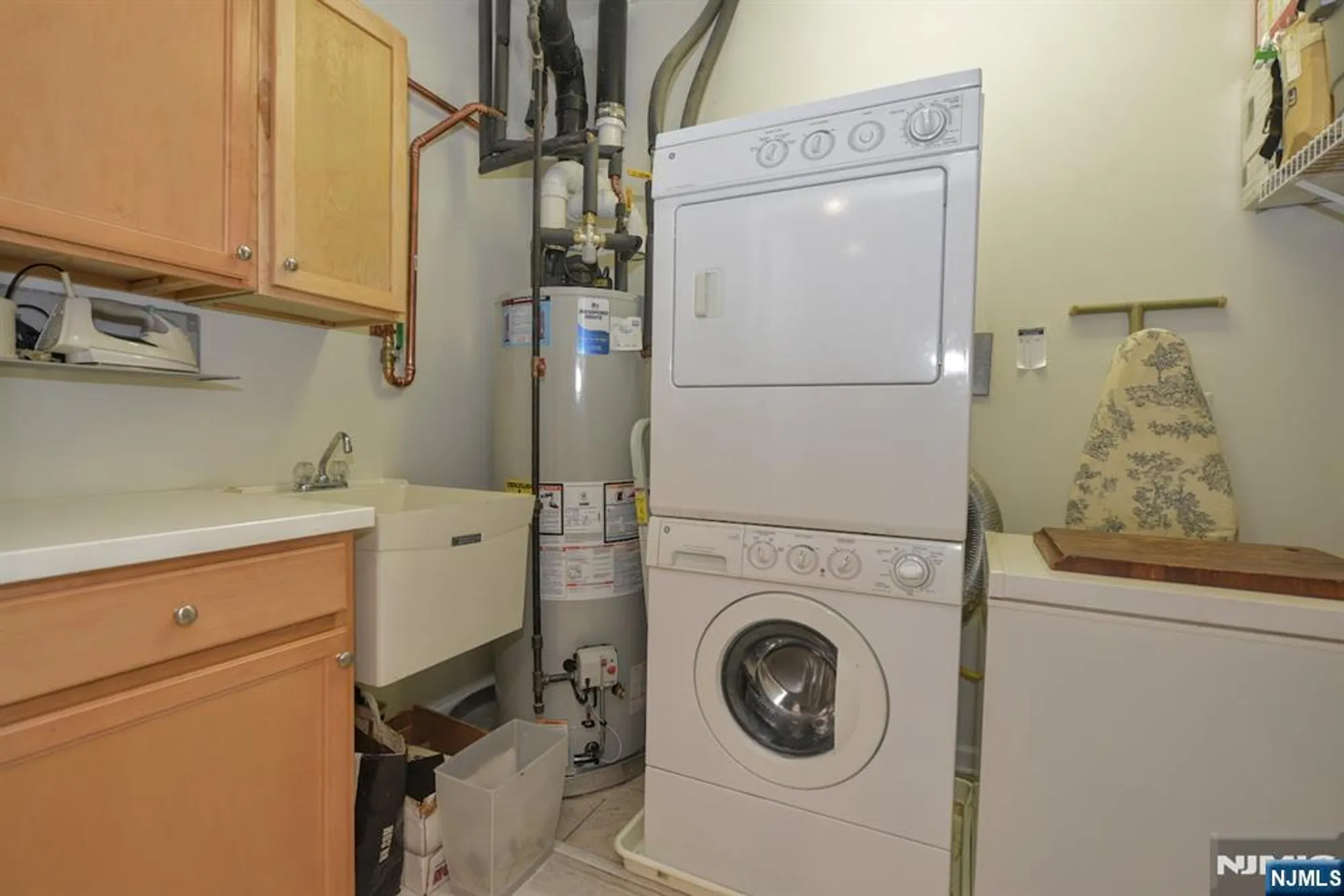 Property Slideshow image 14 of 23 | 4202 warrens way # 202, Wanaque, NJ, 07465