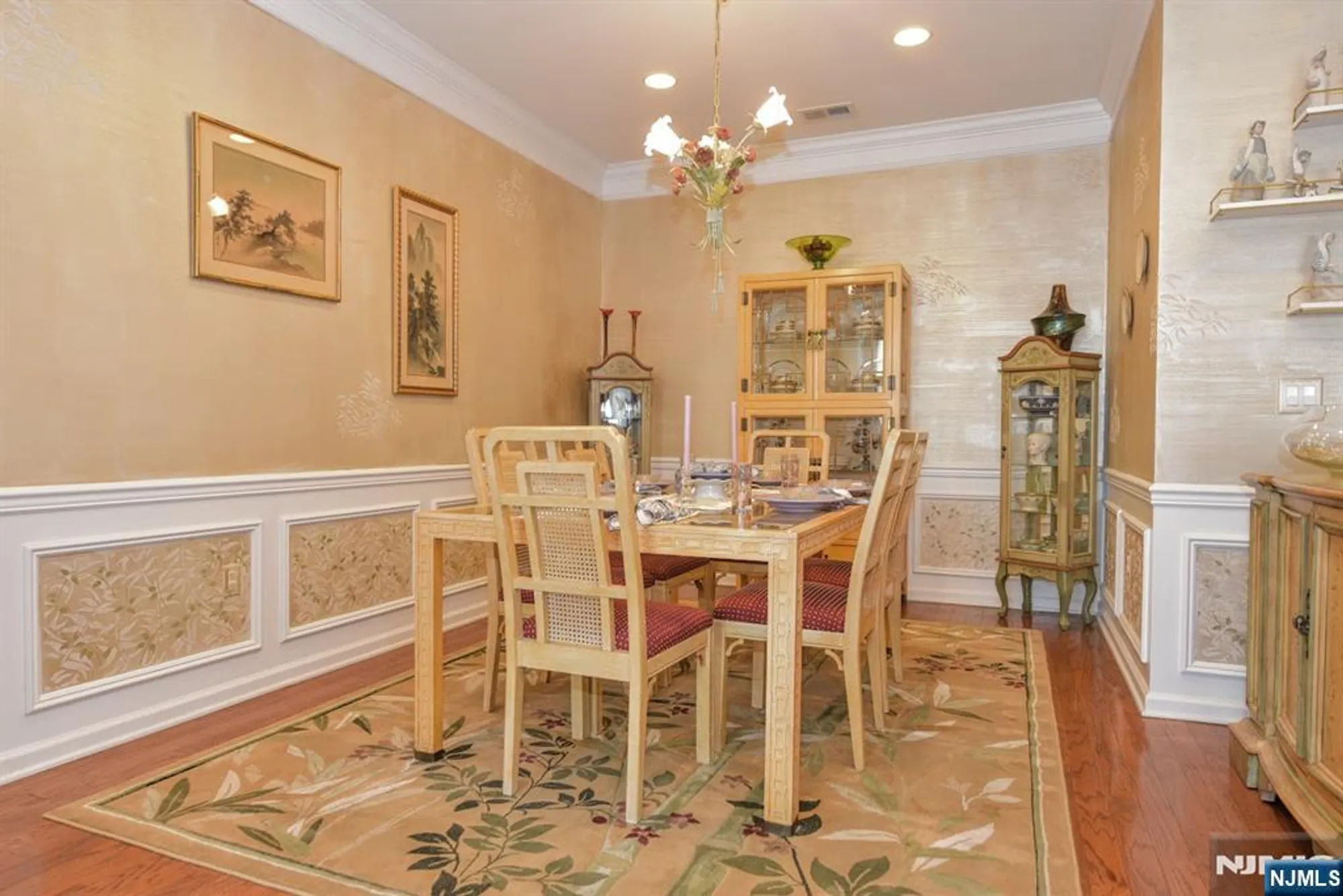 Property Slideshow image 6 of 23 | 4202 warrens way # 202, Wanaque, NJ, 07465