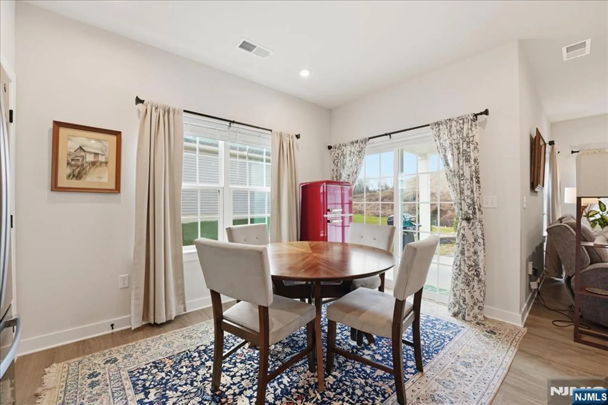Property Slideshow image 13 of 48 | 5 thomas knoll blvd, Port Murray, NJ, 07865