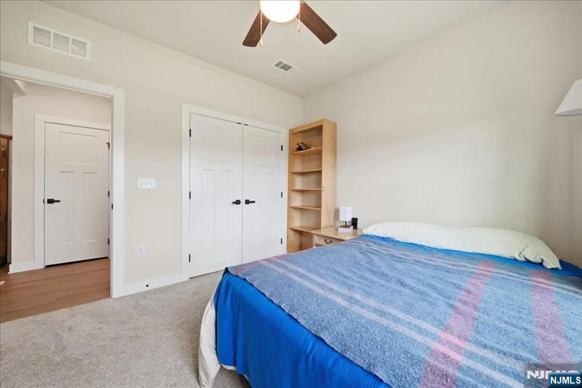 Property Slideshow image 26 of 48 | 5 thomas knoll blvd, Port Murray, NJ, 07865