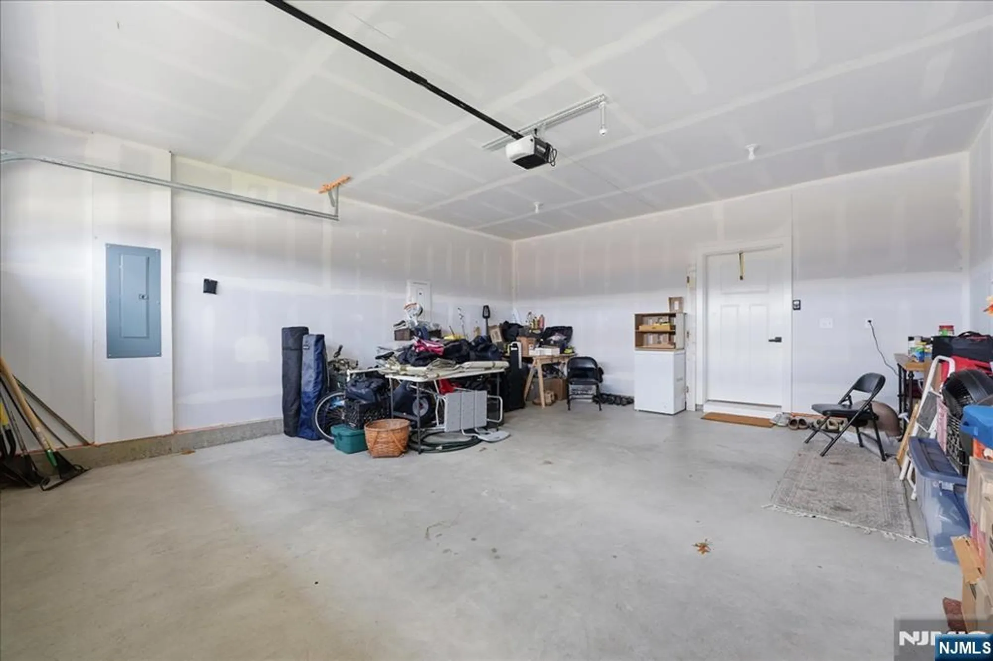 Property Slideshow image 40 of 48 | 5 thomas knoll blvd, Port Murray, NJ, 07865