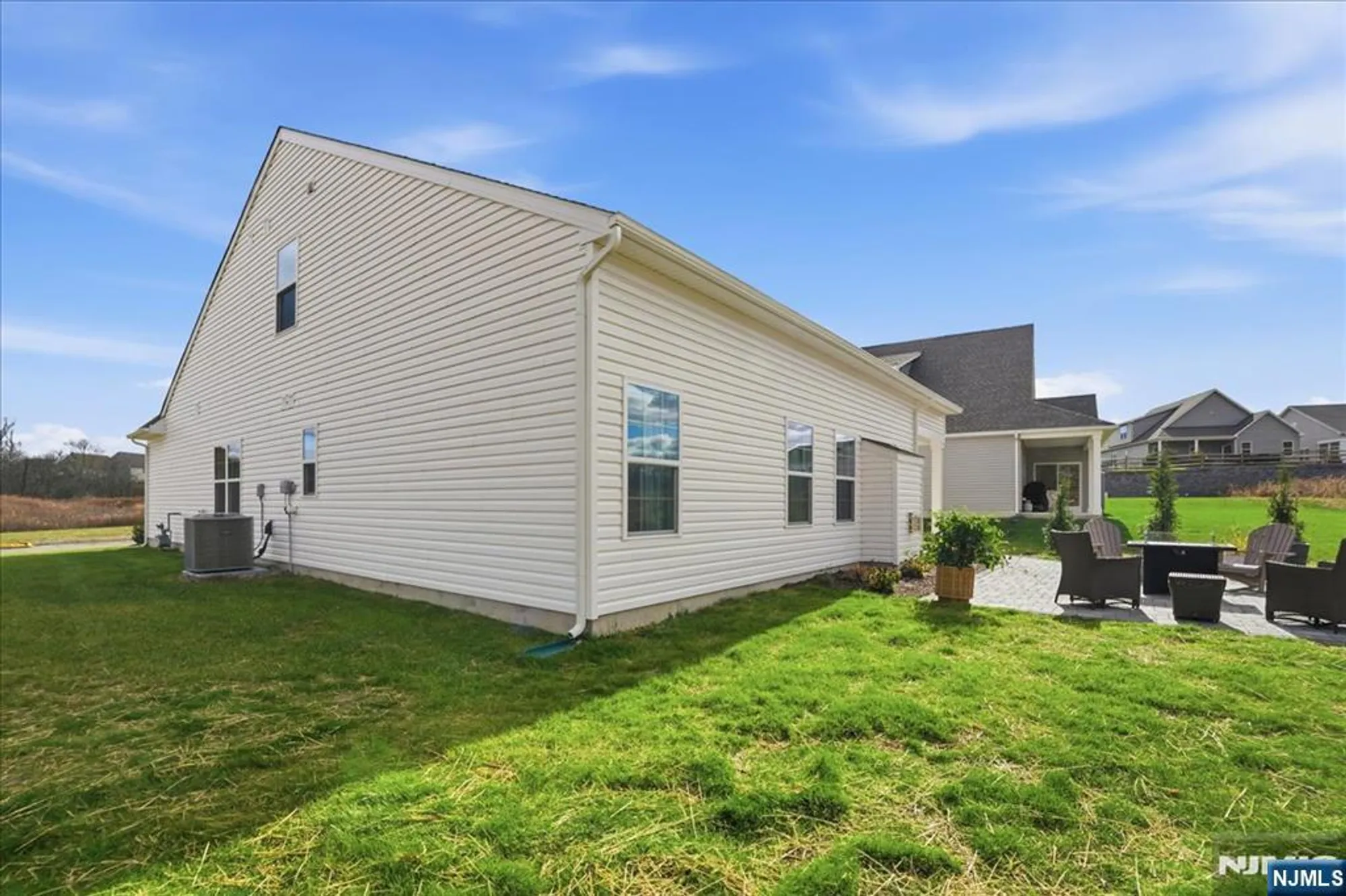 Property Slideshow image 45 of 48 | 5 thomas knoll blvd, Port Murray, NJ, 07865