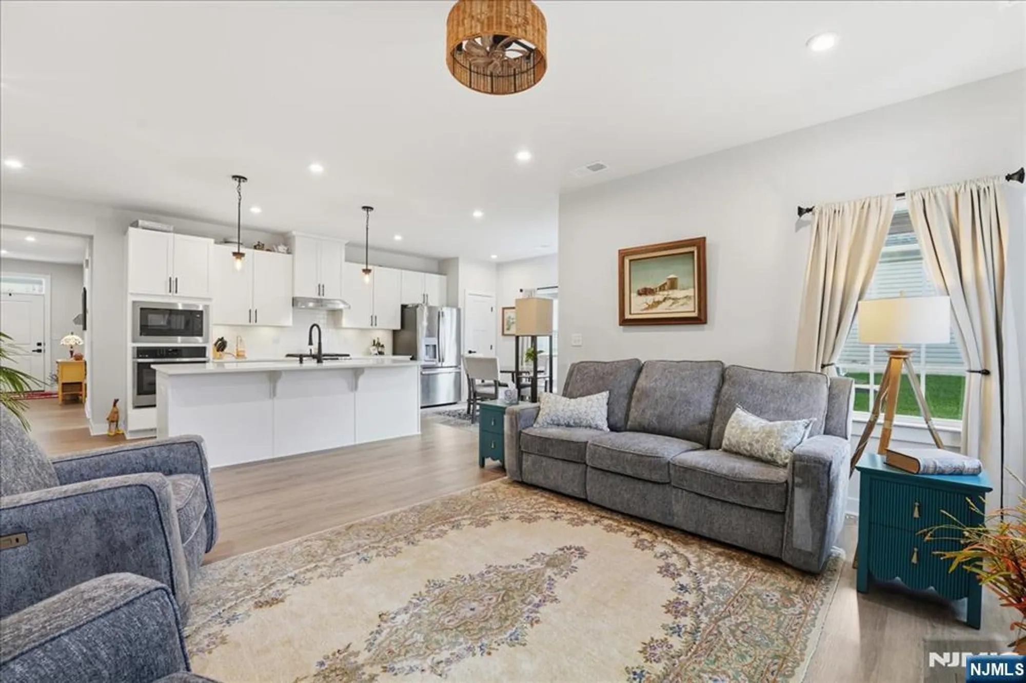 Property Slideshow image 6 of 48 | 5 thomas knoll blvd, Port Murray, NJ, 07865