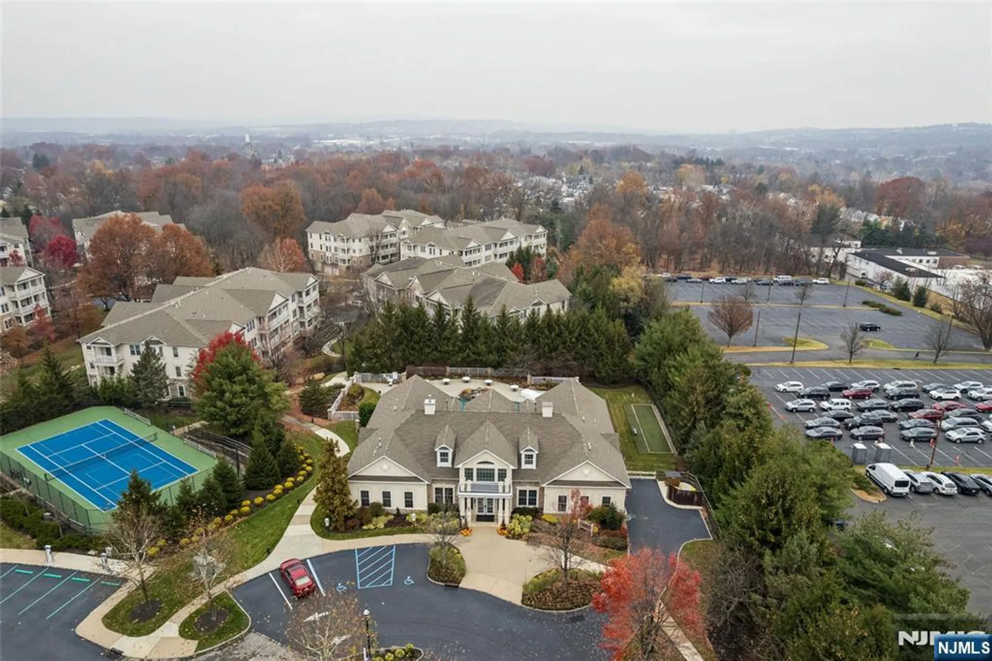 Property Slideshow image 29 of 29 | 911 holly ln, Cedar Grove, NJ, 07009