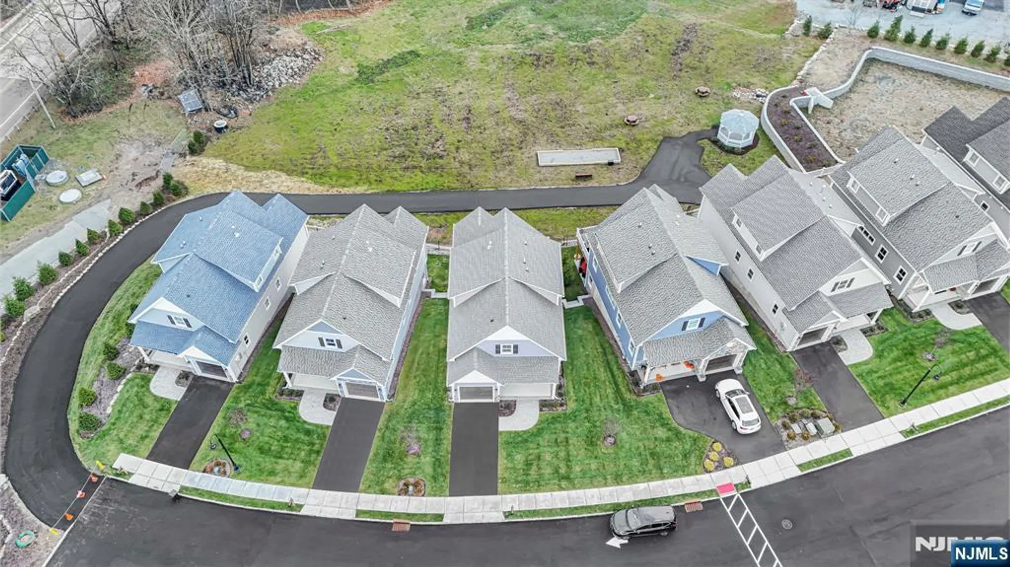 Property Slideshow image 24 of 28 | 18 birdie ln, Boonton Twp, NJ, 07005