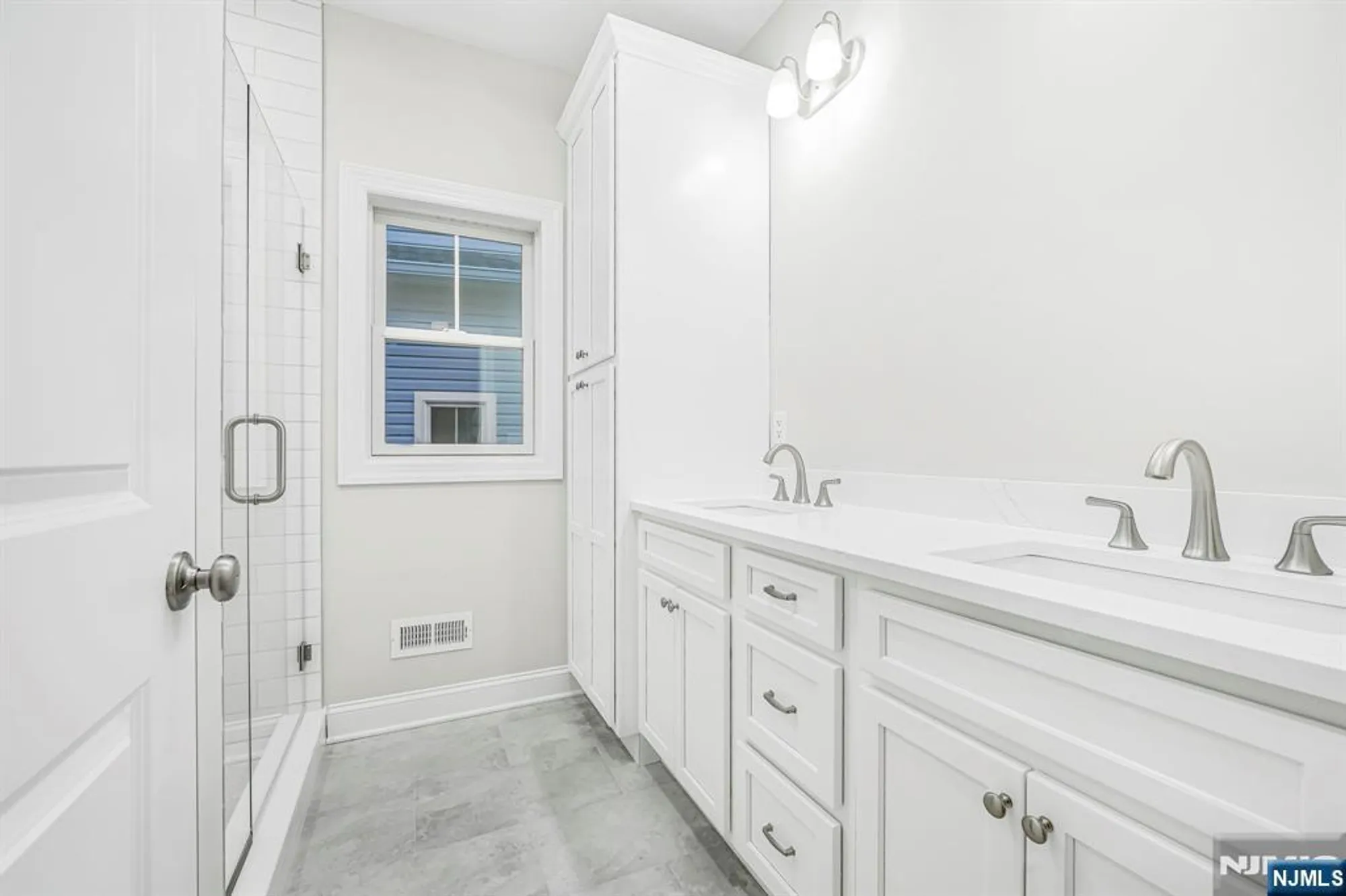 Property Slideshow image 10 of 28 | 18 birdie ln, Boonton Twp, NJ, 07005