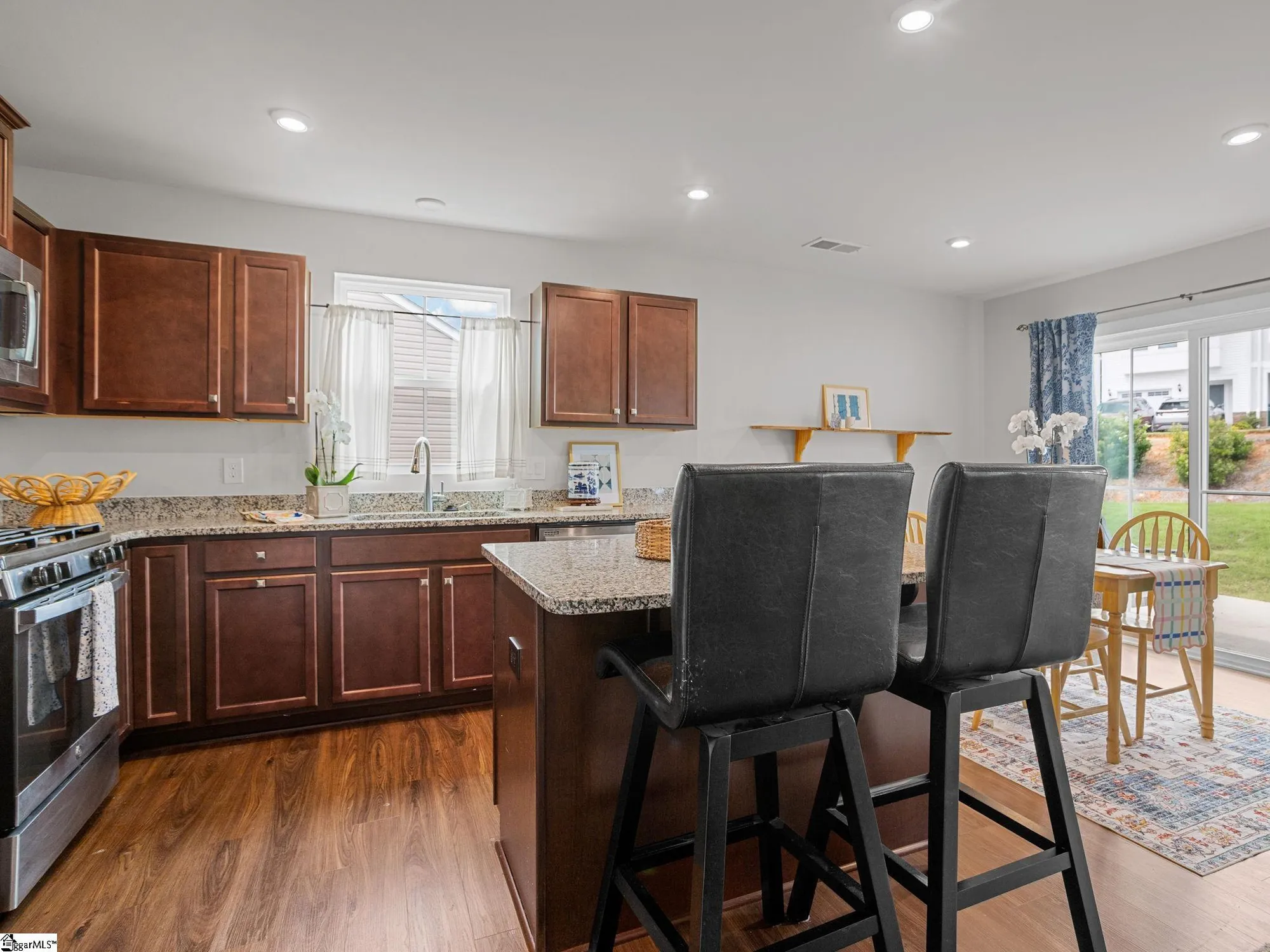 Property Slideshow image 9 of 30 | 514 olivia springs dr, Spartanburg, SC, 29302