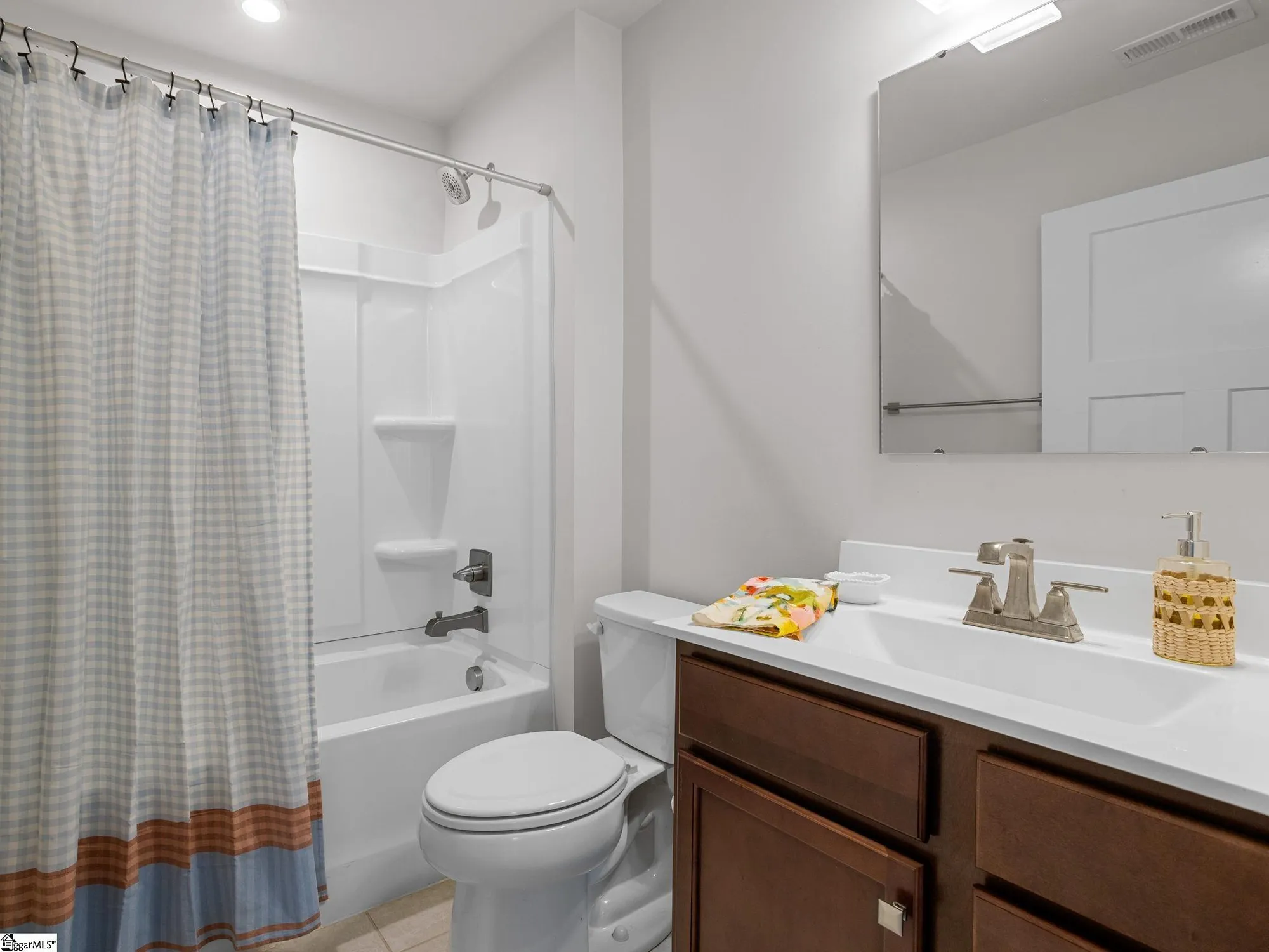 Property Slideshow image 21 of 30 | 514 olivia springs dr, Spartanburg, SC, 29302