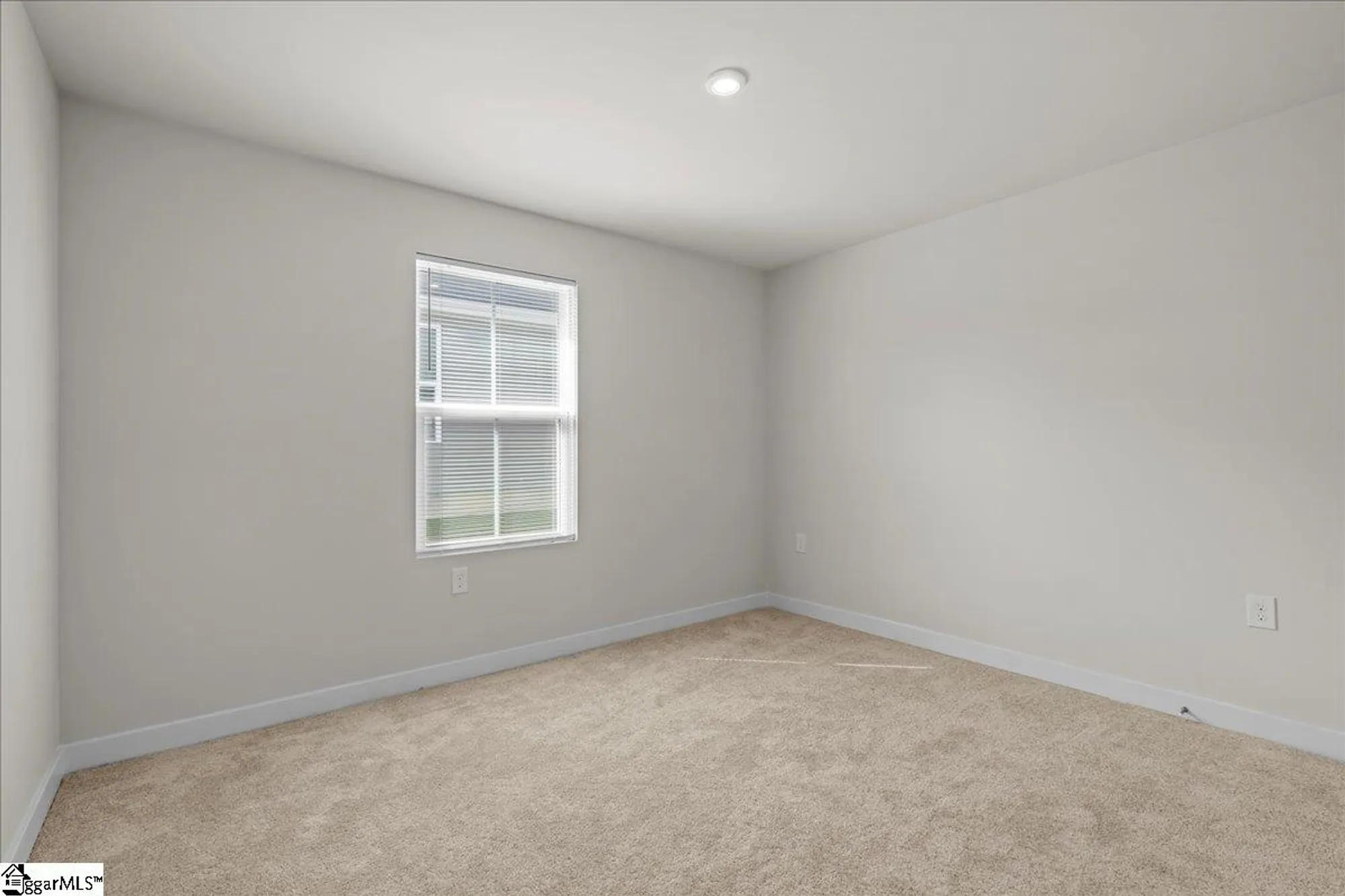 Property Slideshow image 17 of 33 | 917 blue willow ct, Spartanburg, SC, 29302