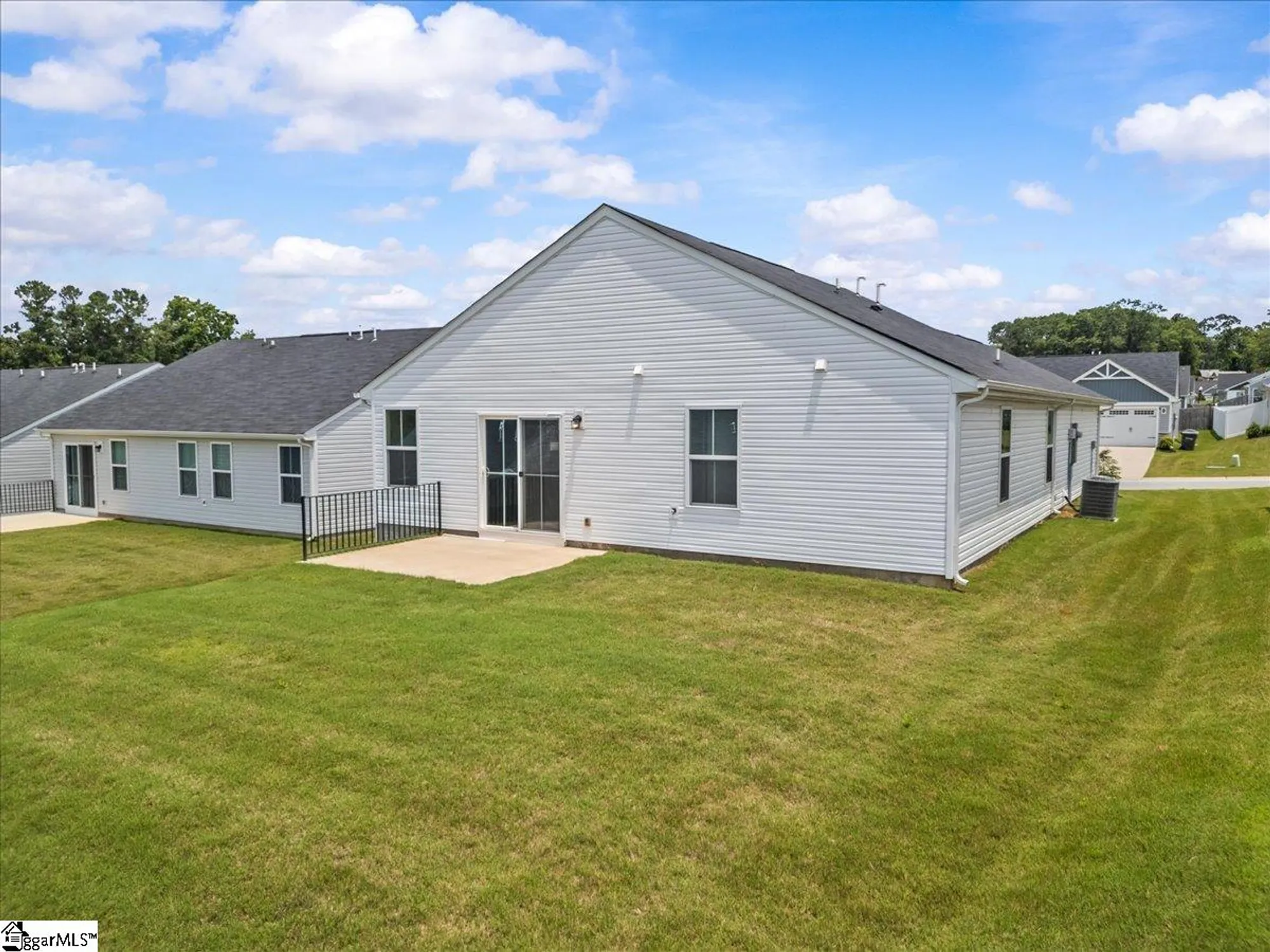 Property Slideshow image 25 of 33 | 917 blue willow ct, Spartanburg, SC, 29302