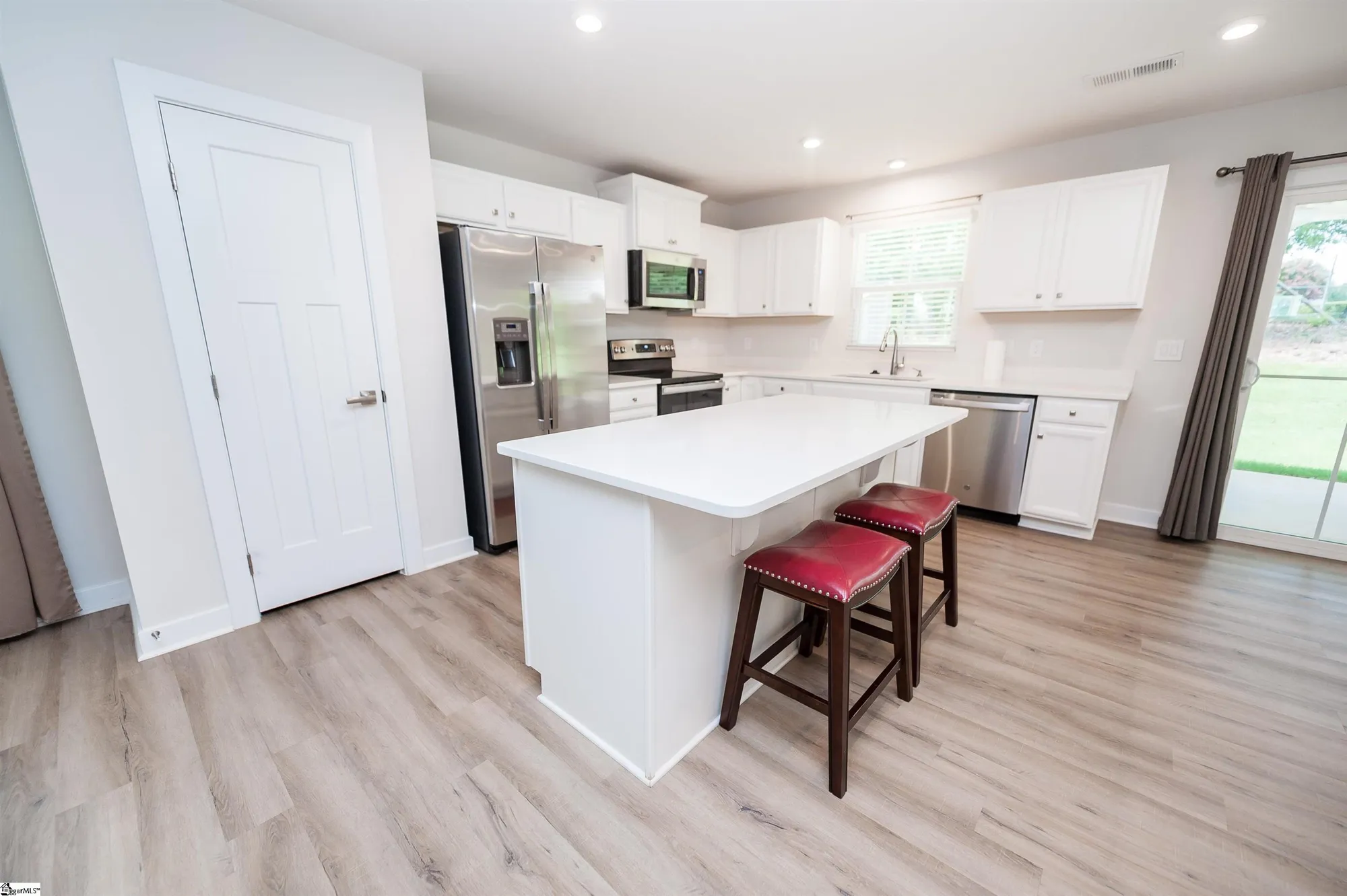 Property Slideshow image 6 of 31 | 640 hardwood dr, Boiling Springs, SC, 29316