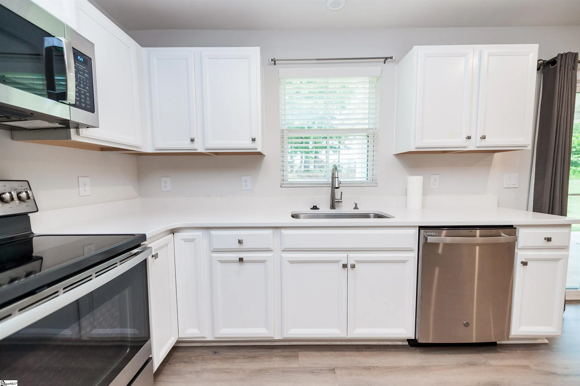 Property Slideshow image 9 of 31 | 640 hardwood dr, Boiling Springs, SC, 29316