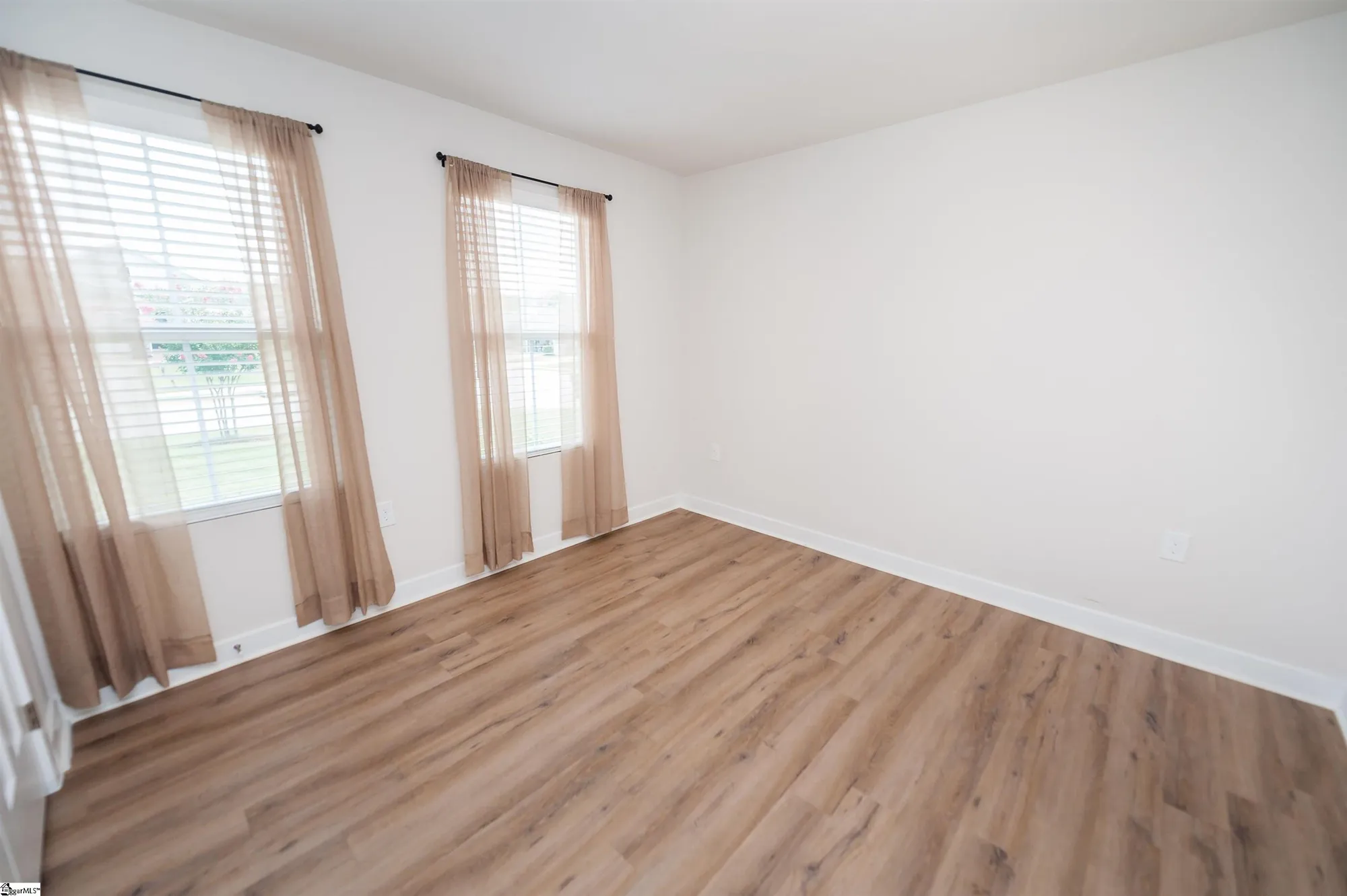 Property Slideshow image 21 of 31 | 640 hardwood dr, Boiling Springs, SC, 29316