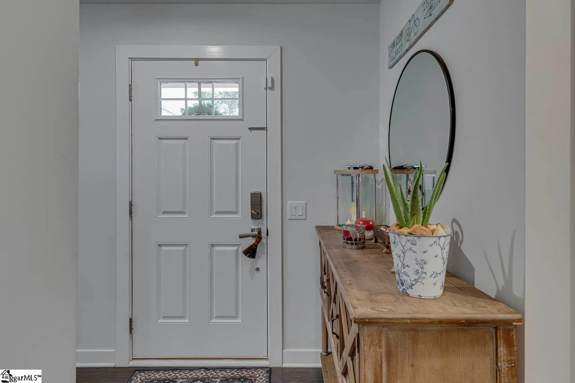 Property Slideshow image 6 of 34 | 646 lynndale ct, Greenville, SC, 29617