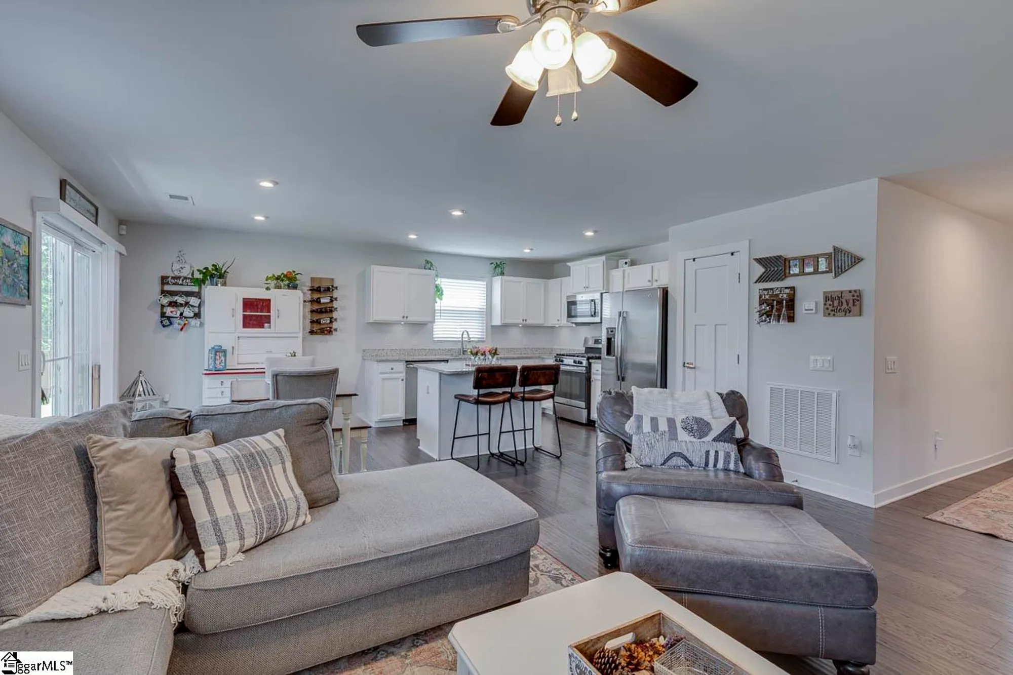 Property Slideshow image 8 of 34 | 646 lynndale ct, Greenville, SC, 29617