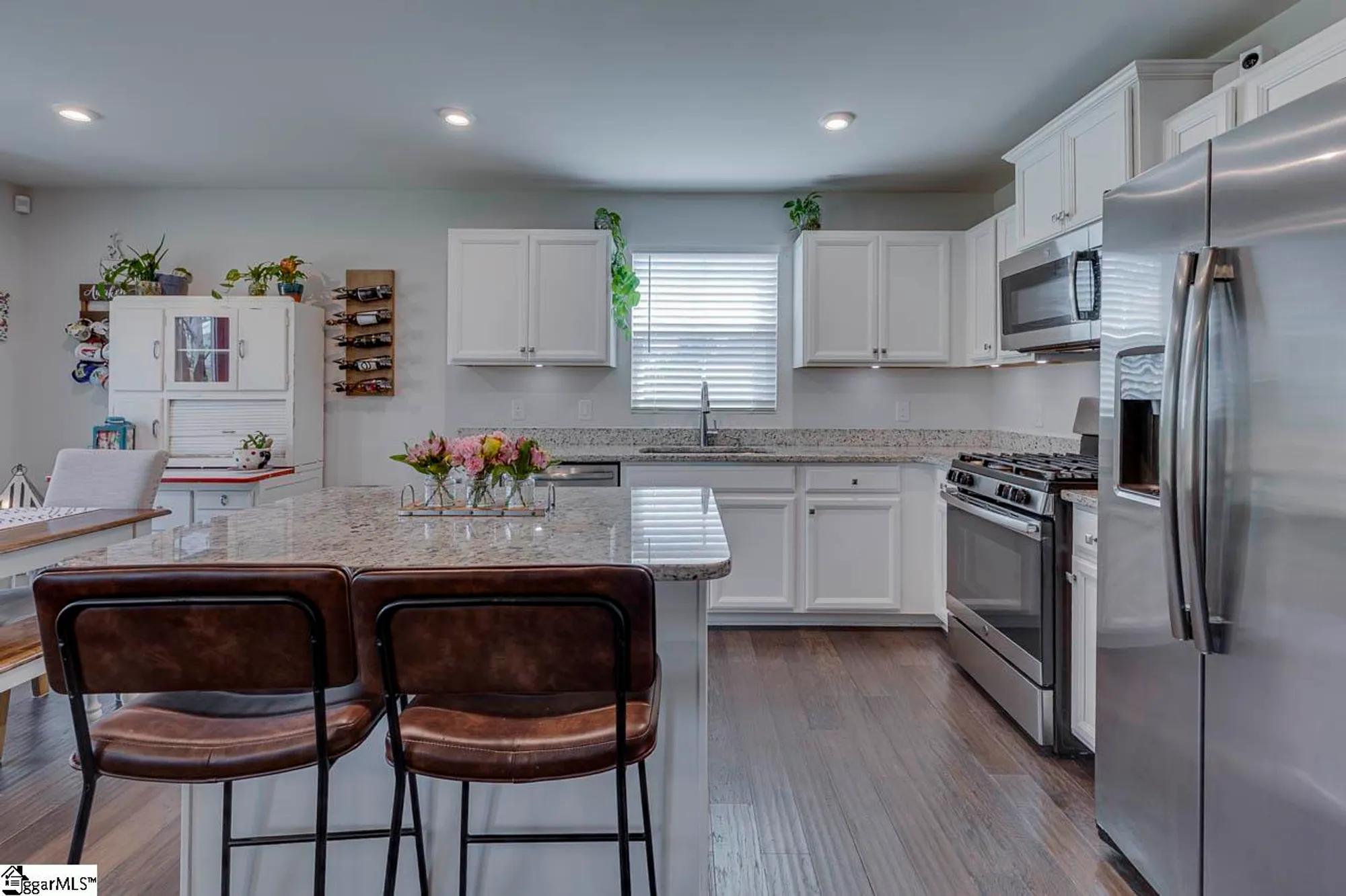 Property Slideshow image 12 of 34 | 646 lynndale ct, Greenville, SC, 29617