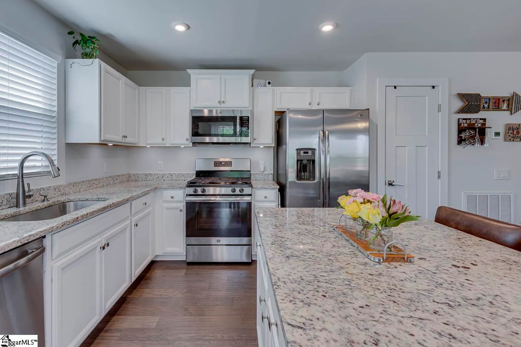 Property Slideshow image 14 of 34 | 646 lynndale ct, Greenville, SC, 29617