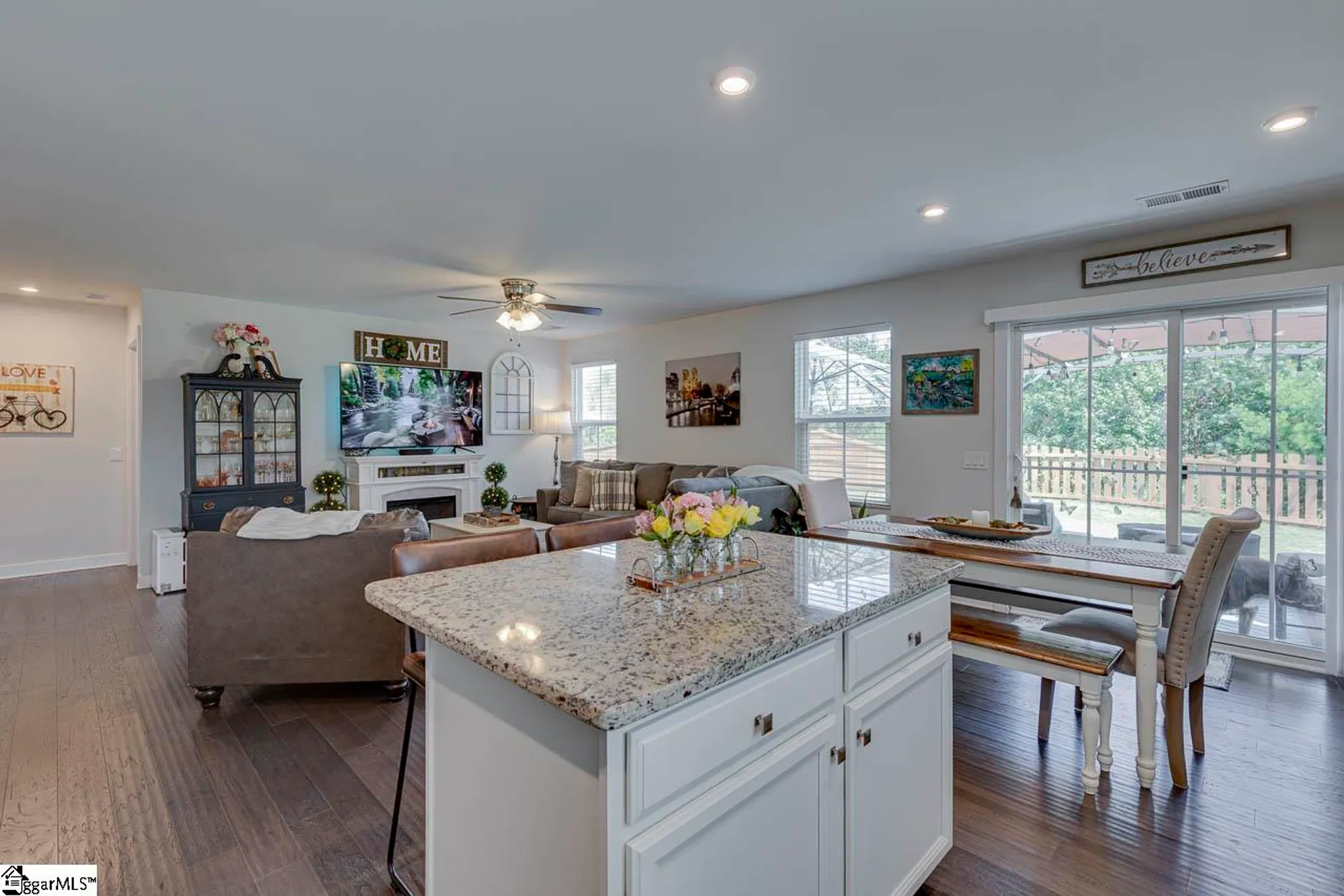 Property Slideshow image 15 of 34 | 646 lynndale ct, Greenville, SC, 29617