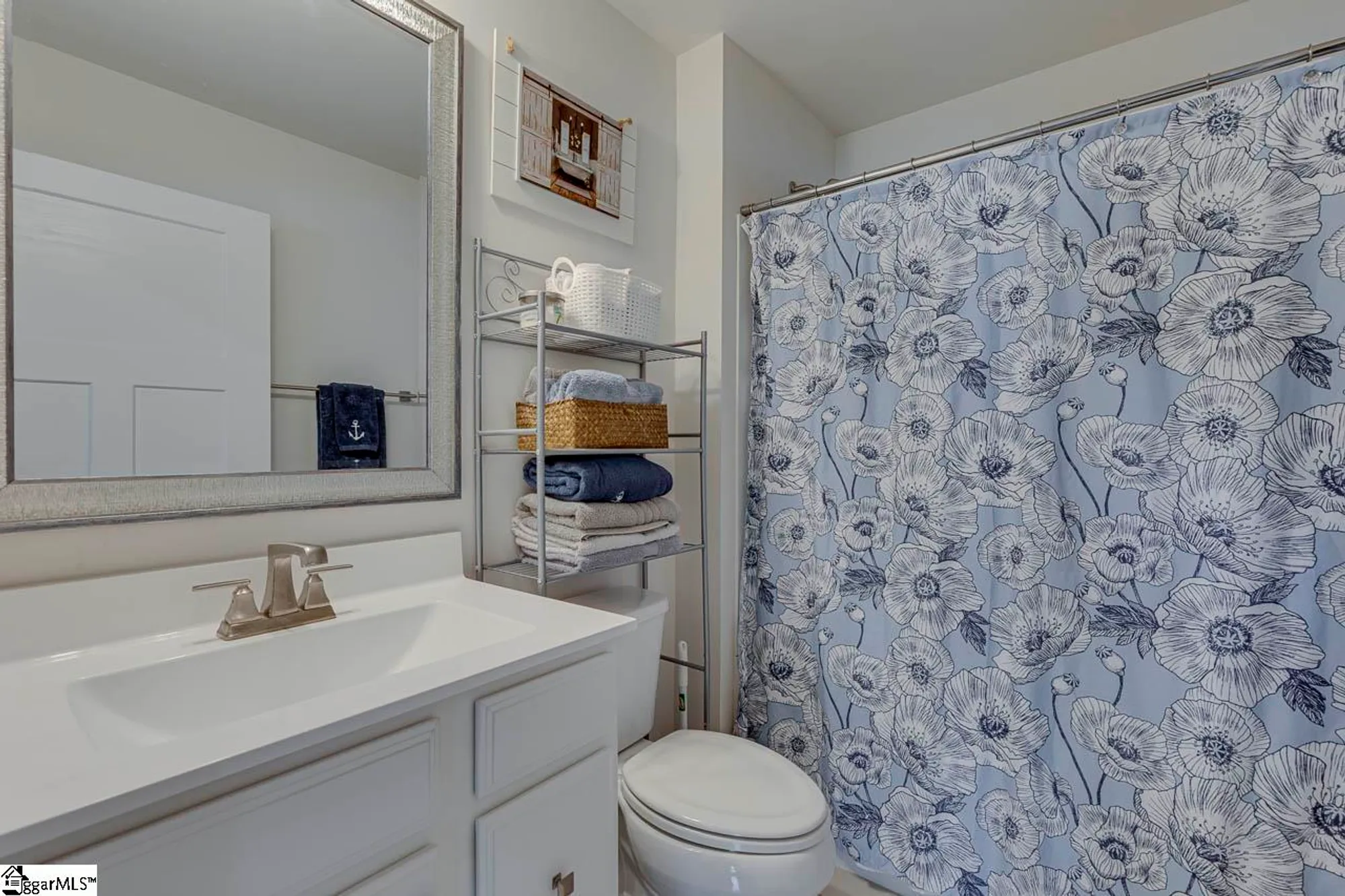 Property Slideshow image 25 of 34 | 646 lynndale ct, Greenville, SC, 29617