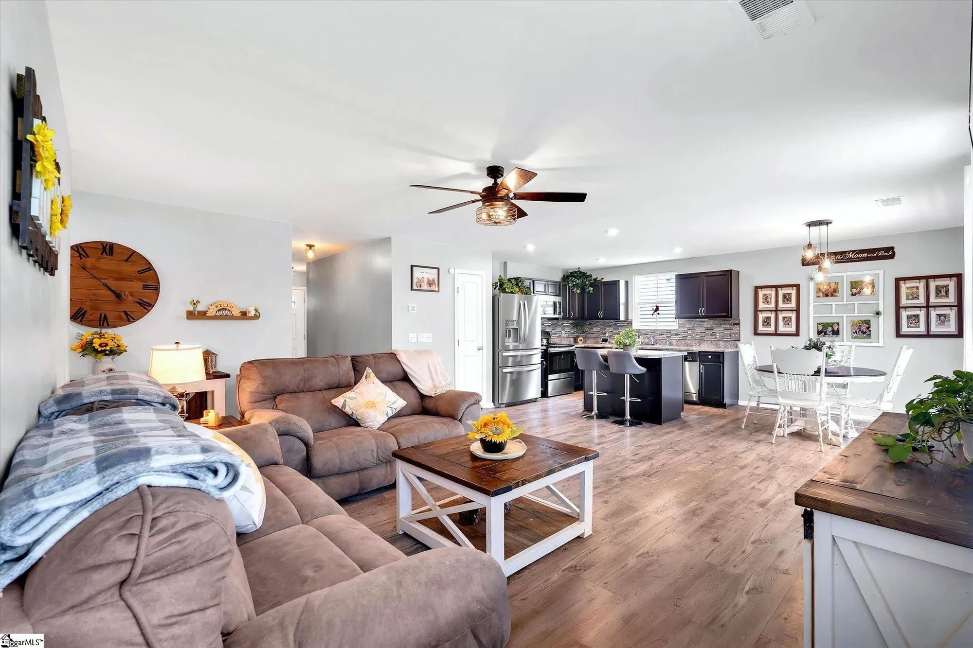 Property Slideshow image 9 of 34 | 618 maplestead farms ct, Greenville, SC, 29617