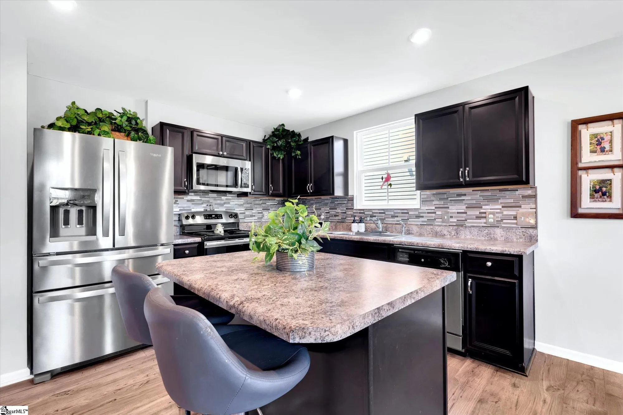 Property Slideshow image 2 of 34 | 618 maplestead farms ct, Greenville, SC, 29617