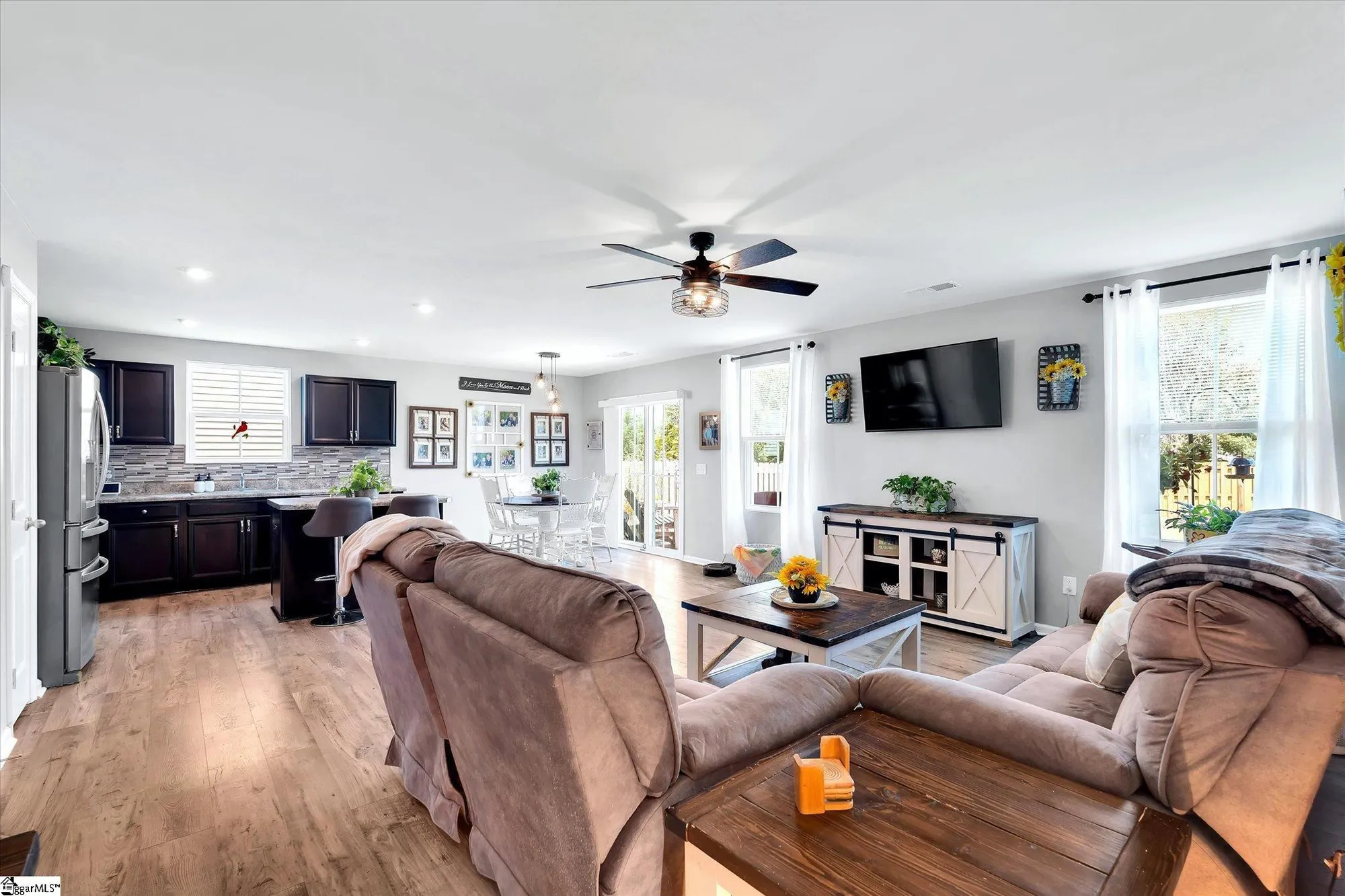 Property Slideshow image 11 of 34 | 618 maplestead farms ct, Greenville, SC, 29617