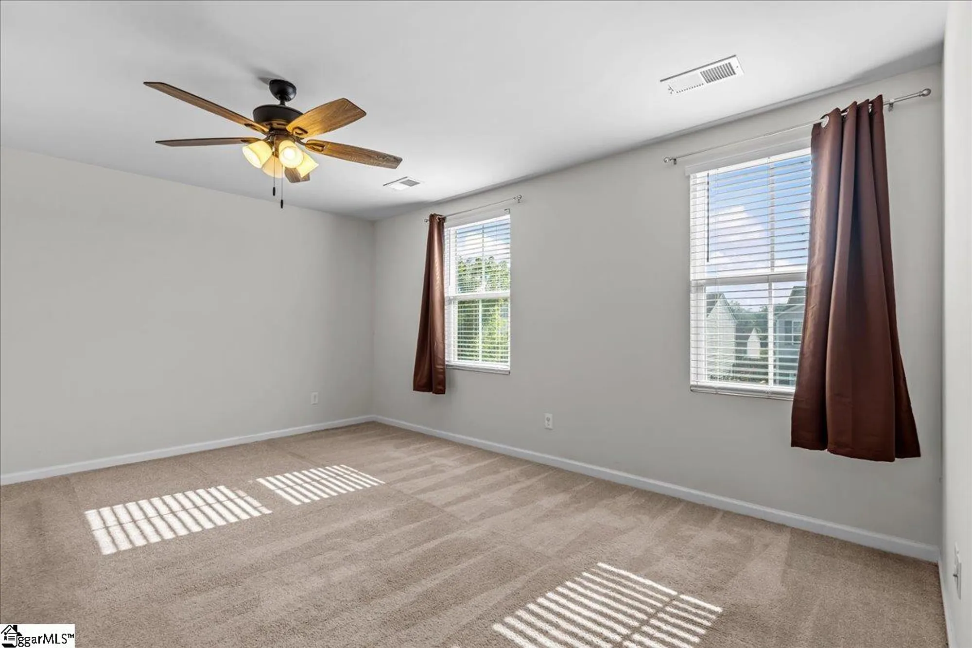 Property Slideshow image 9 of 24 | 11 torrington dr, Greenville, SC, 29617