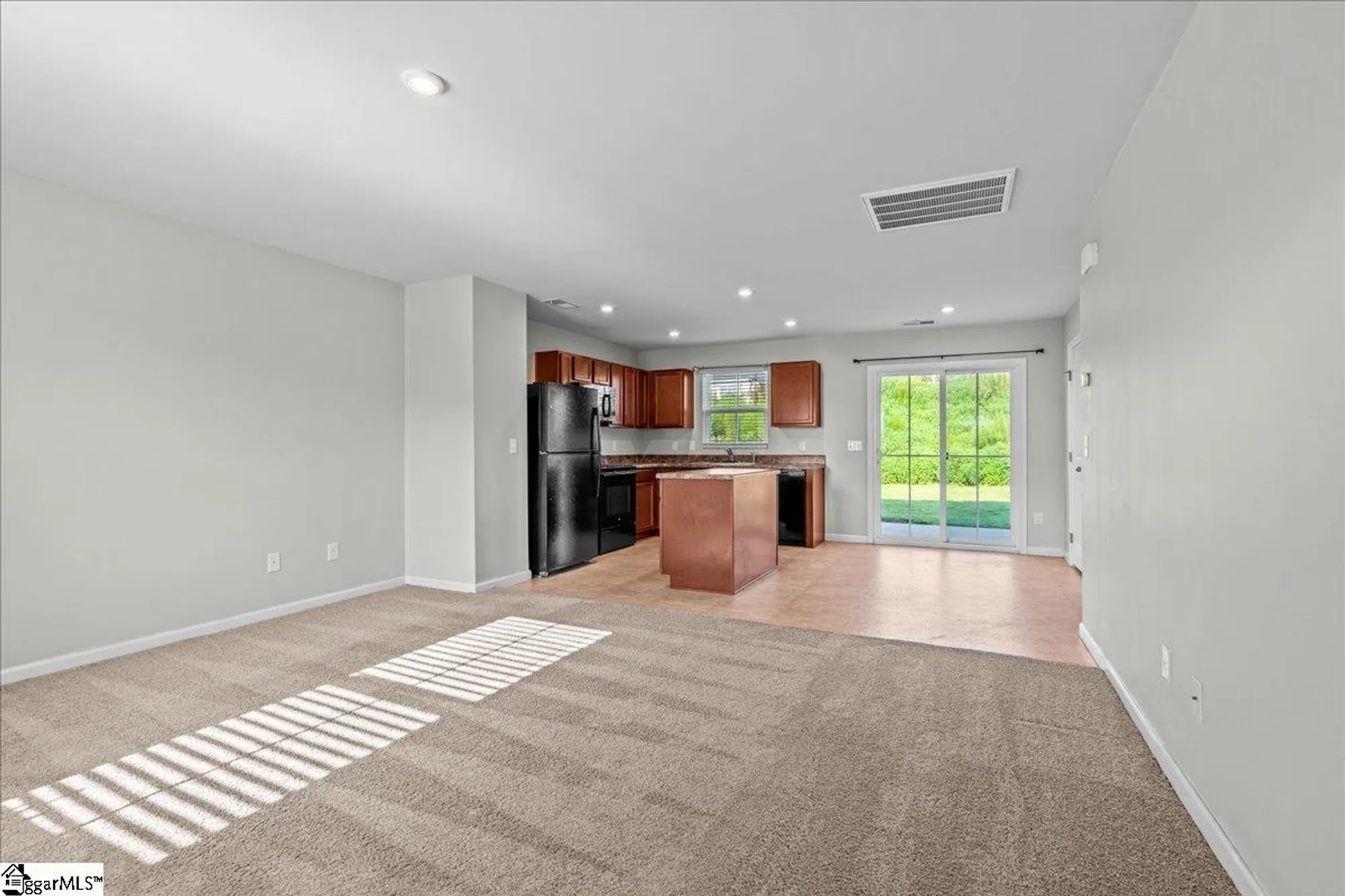 Property Slideshow image 2 of 24 | 11 torrington dr, Greenville, SC, 29617