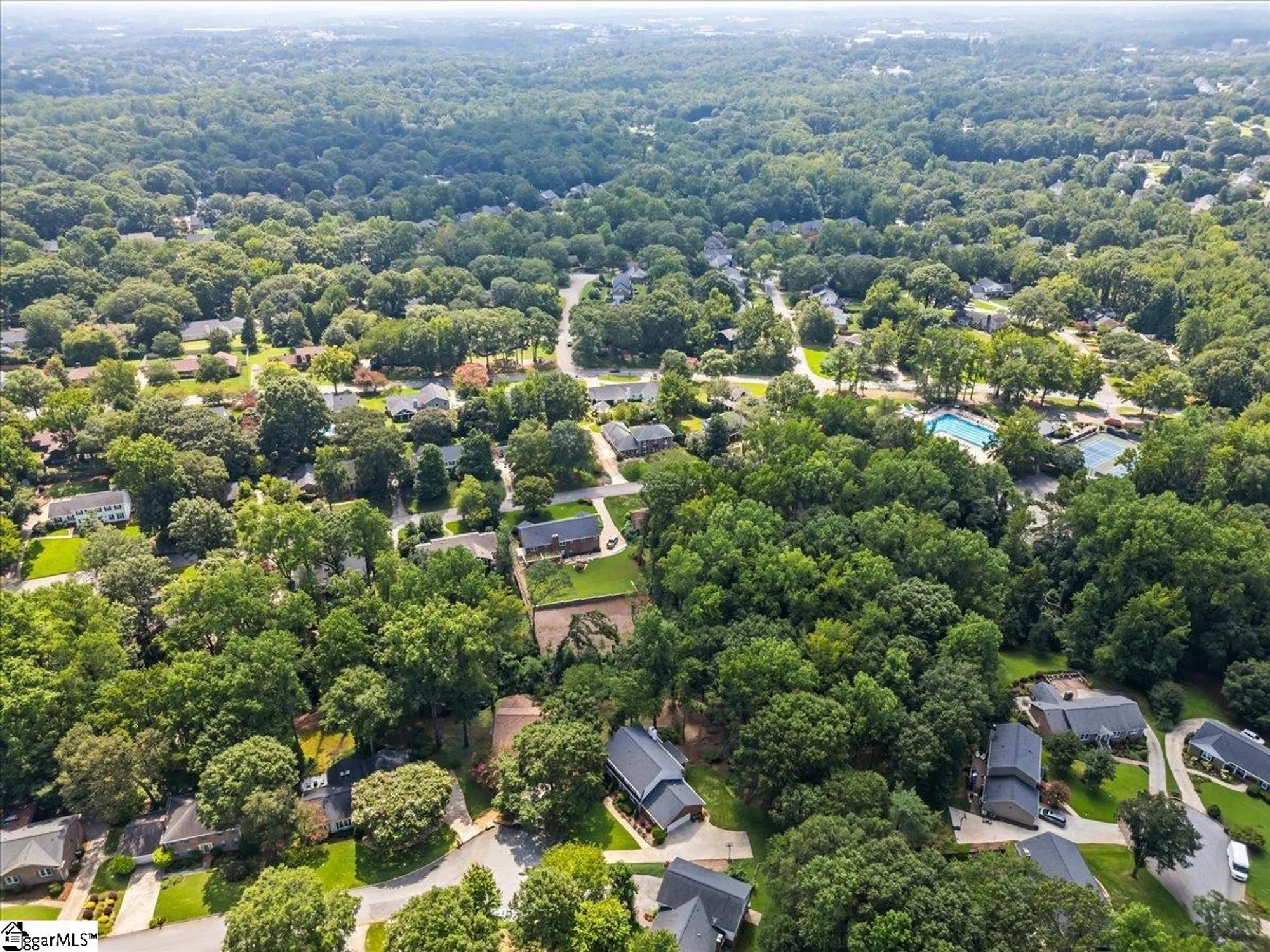 Property Slideshow image 22 of 24 | 11 torrington dr, Greenville, SC, 29617