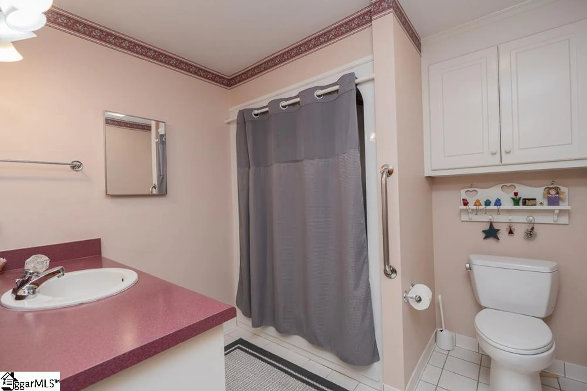 Property Slideshow image 18 of 32 | 123 hummingbird rdg, Greenville, SC, 29605