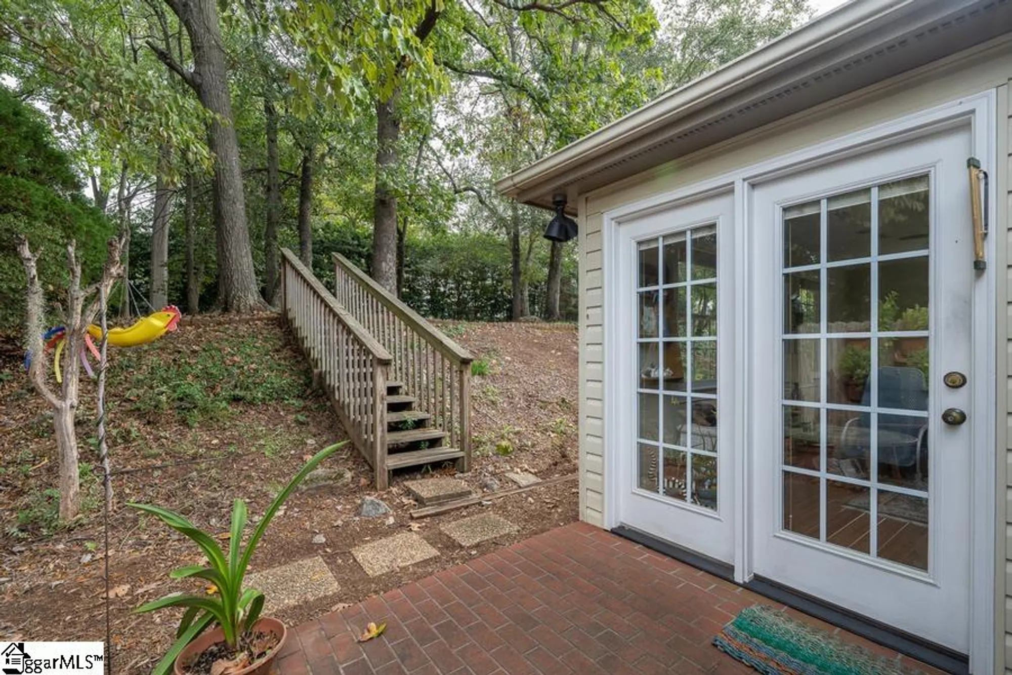 Property Slideshow image 26 of 32 | 123 hummingbird rdg, Greenville, SC, 29605