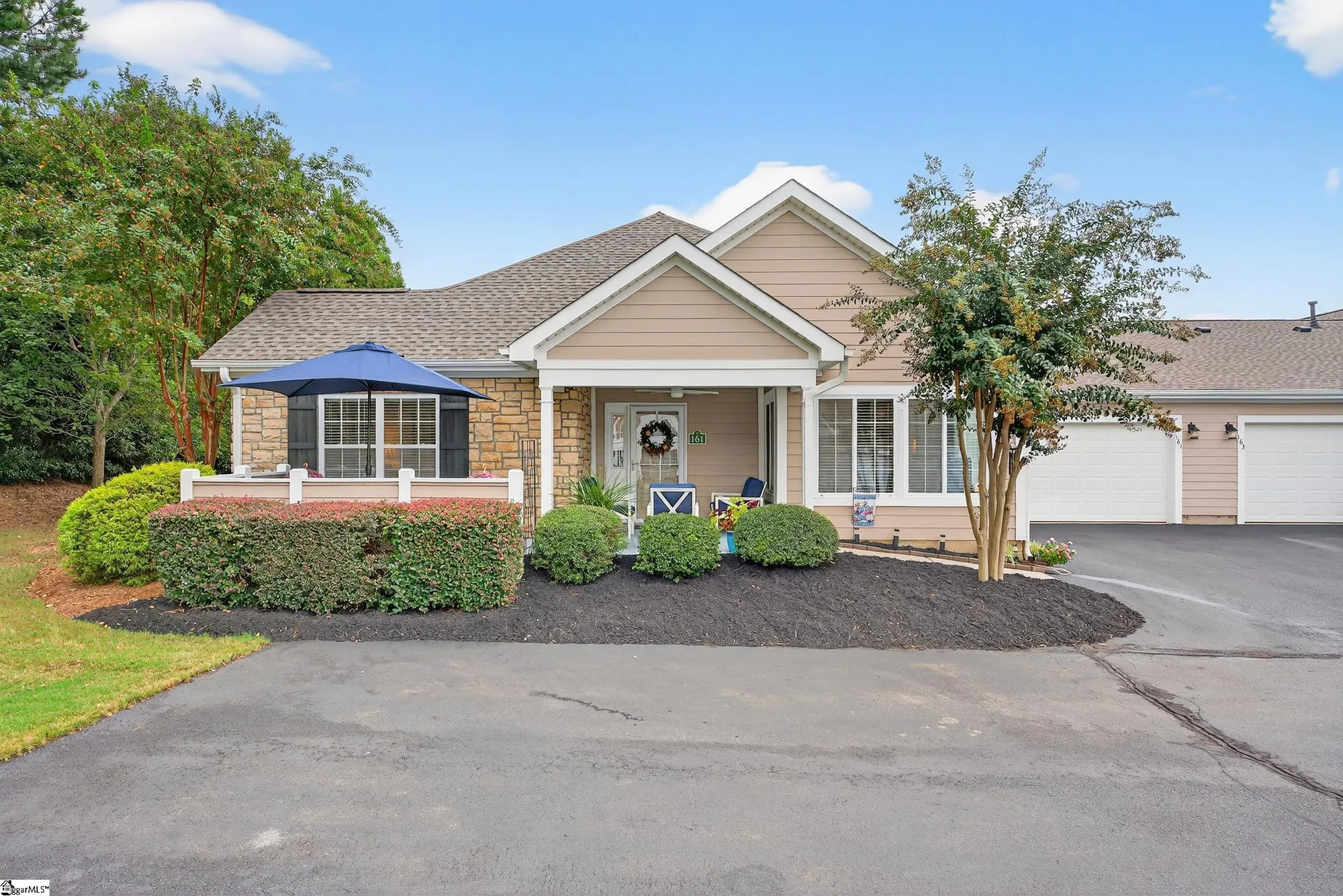 Property Slideshow image 1 of 31 | 161 ravines ln, Spartanburg, SC, 29301