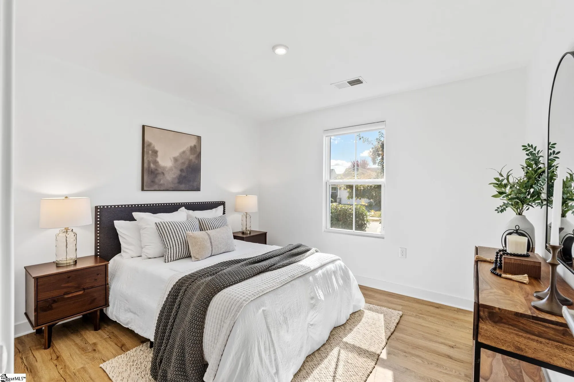 Property Slideshow image 7 of 37 | 105 fairmeadow way, Greenville, SC, 29617