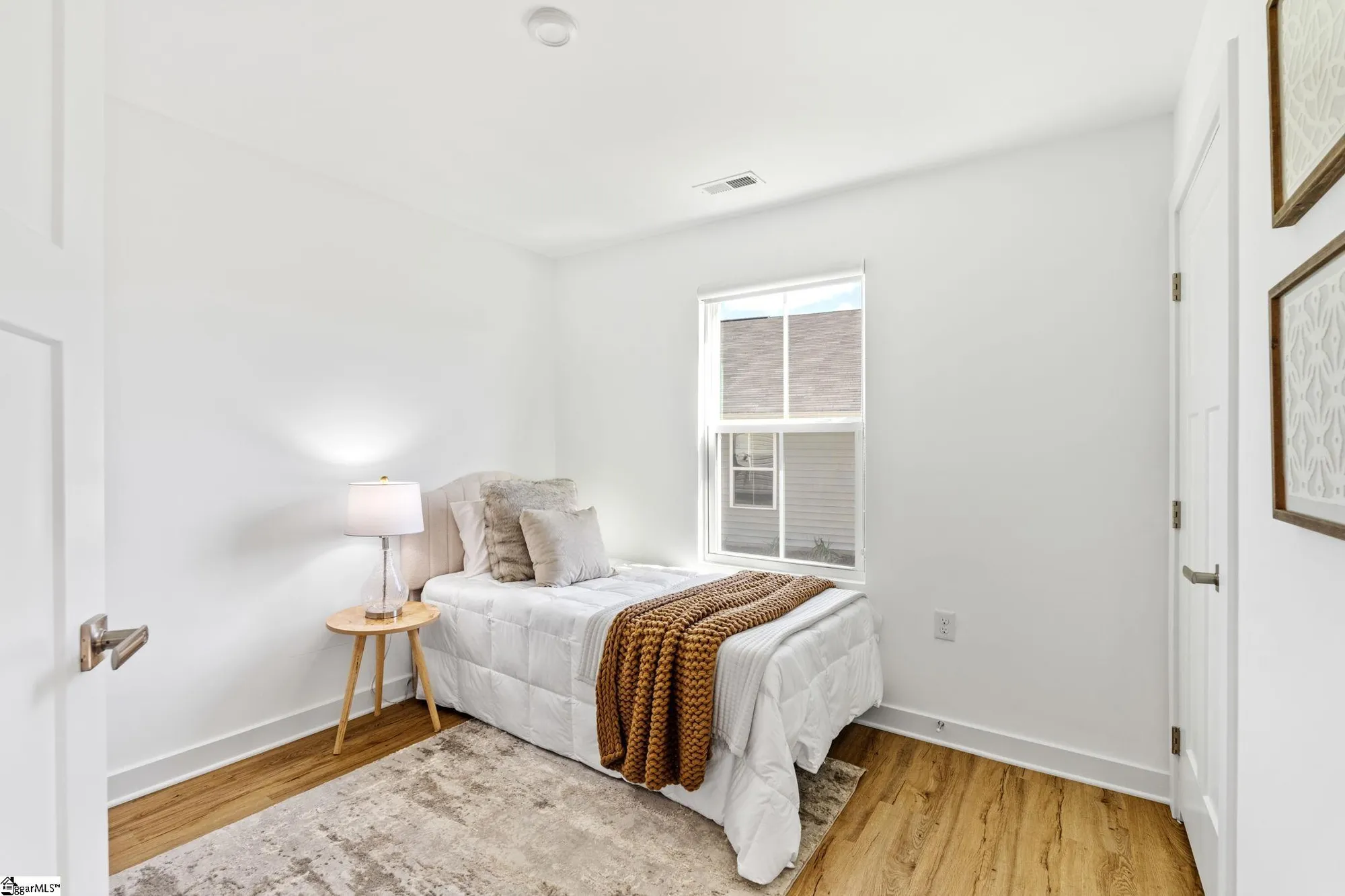 Property Slideshow image 8 of 37 | 105 fairmeadow way, Greenville, SC, 29617