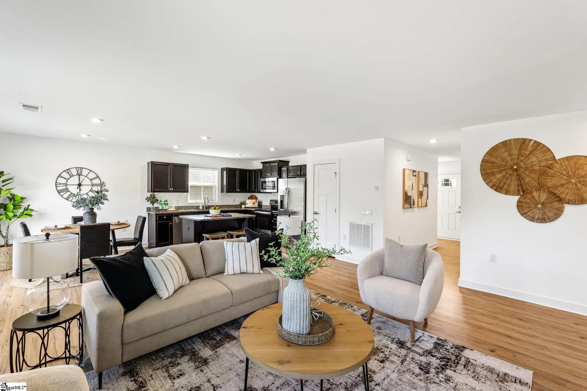 Property Slideshow image 12 of 37 | 105 fairmeadow way, Greenville, SC, 29617