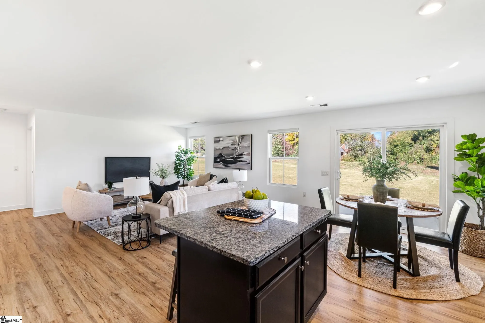 Property Slideshow image 19 of 37 | 105 fairmeadow way, Greenville, SC, 29617