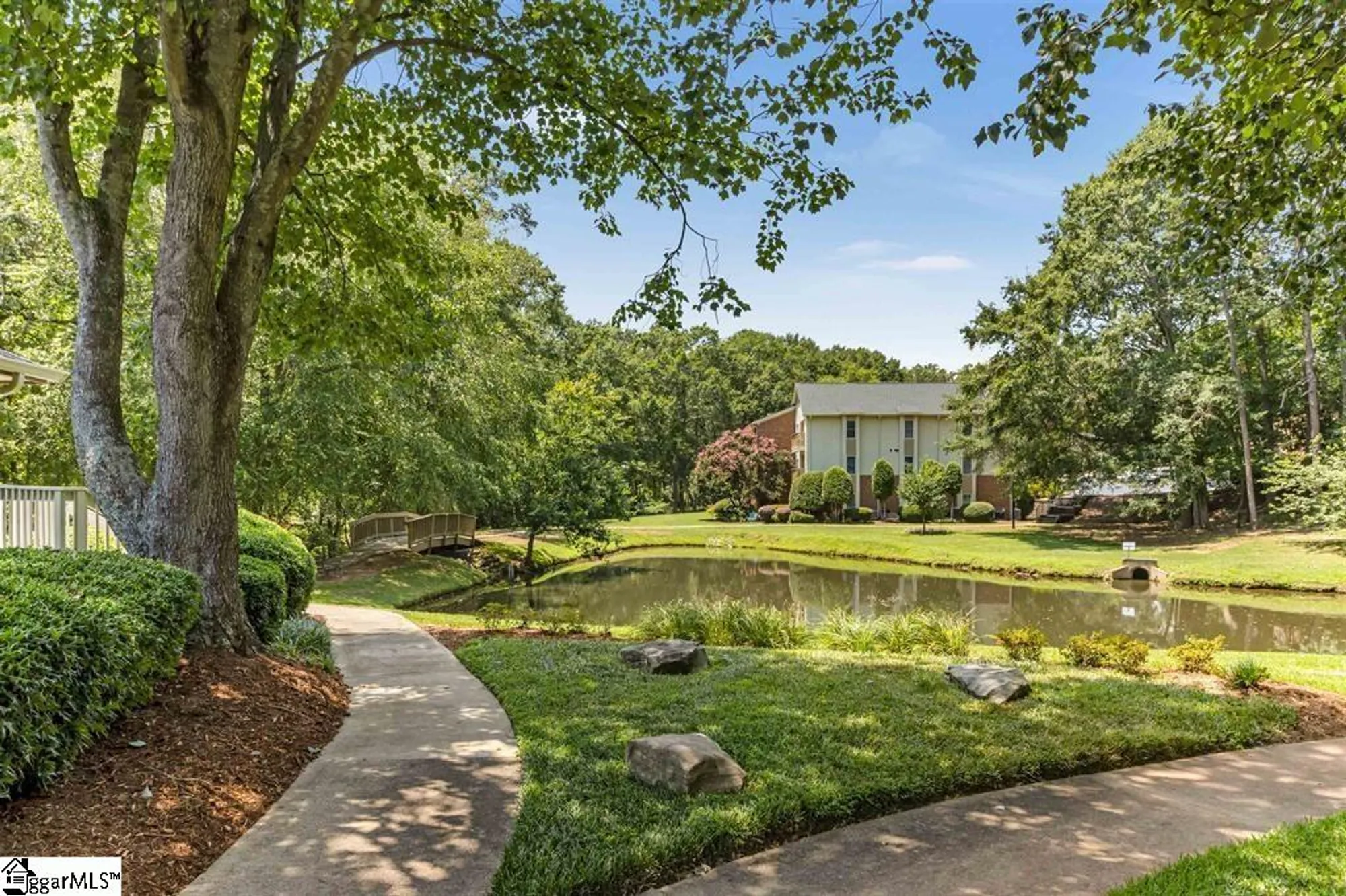 Property Slideshow image 14 of 17 | 110 swansgate pl, Greenville, SC, 29605
